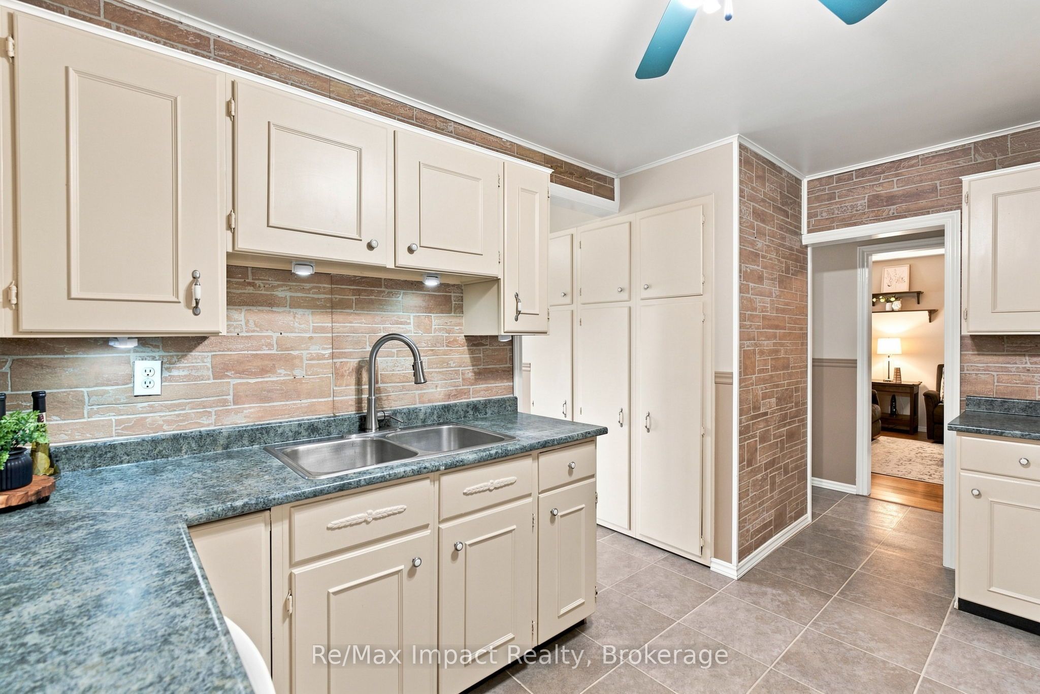 2347 Hancock Road Property Photo 13
