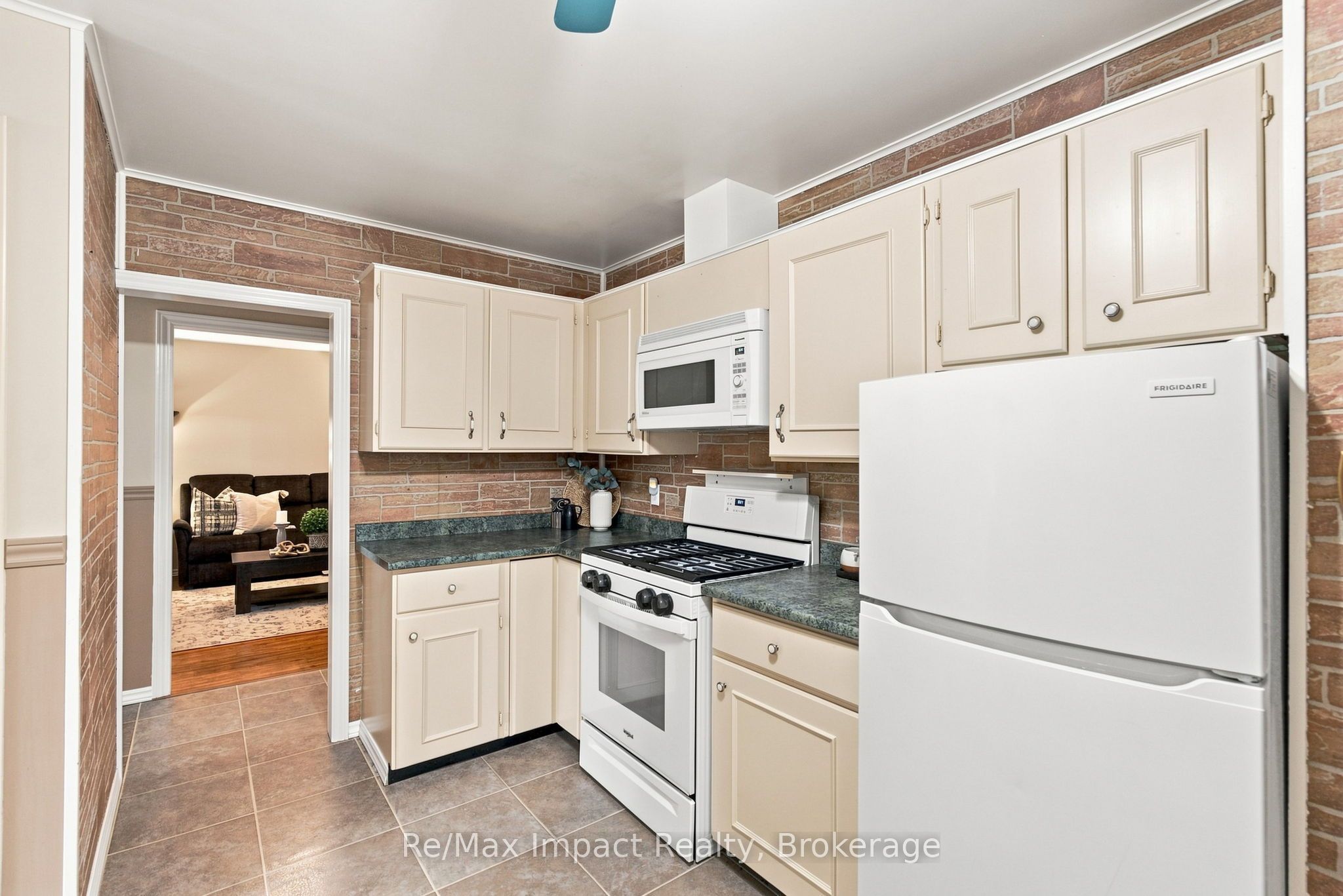 2347 Hancock Road Property Photo 14