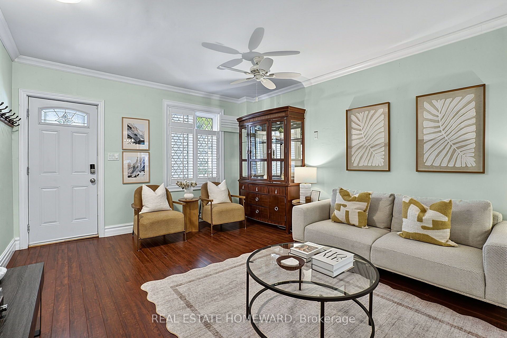 190 Rhodes Avenue Property Photo 6