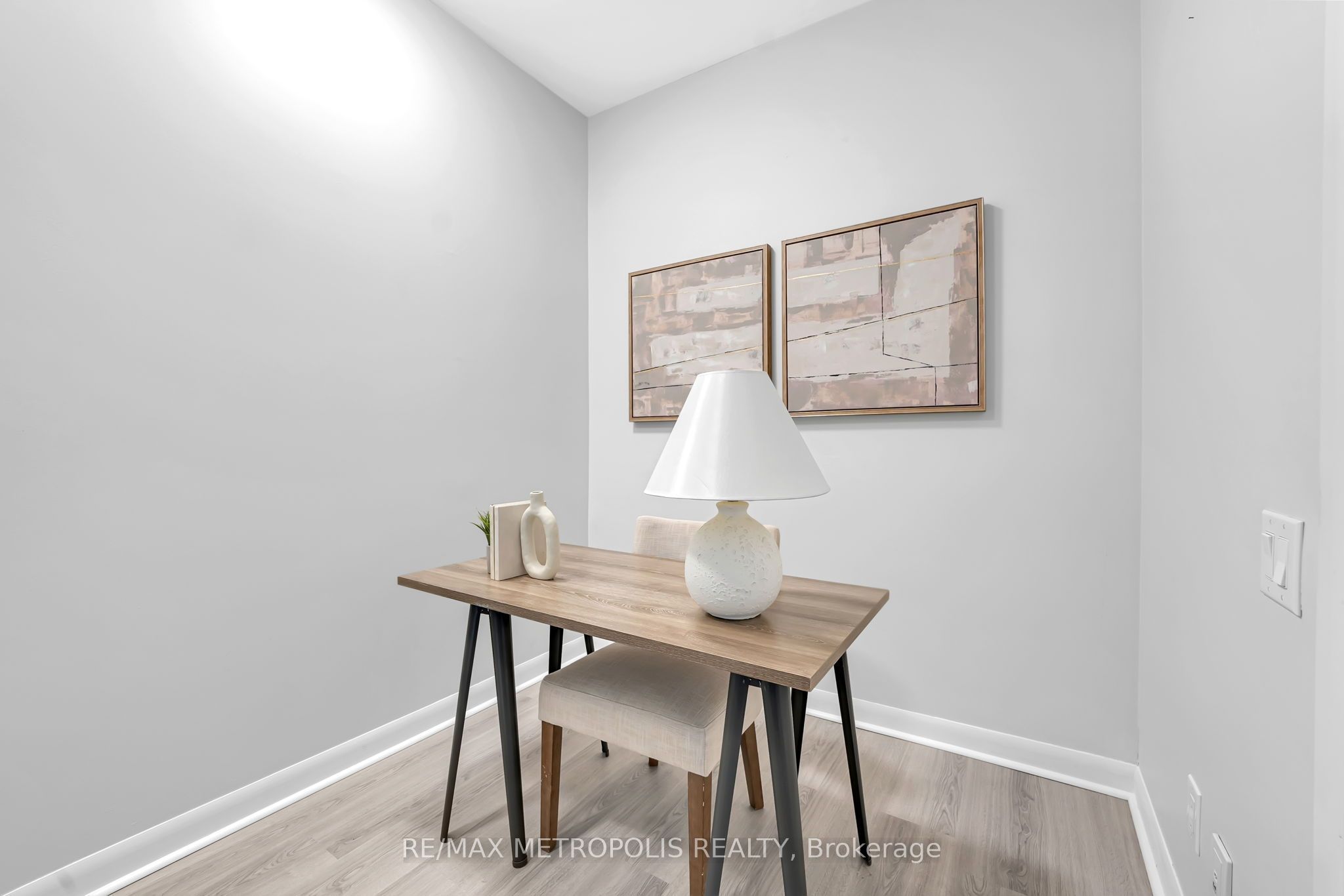 180 Borough Drive Property Photo 23