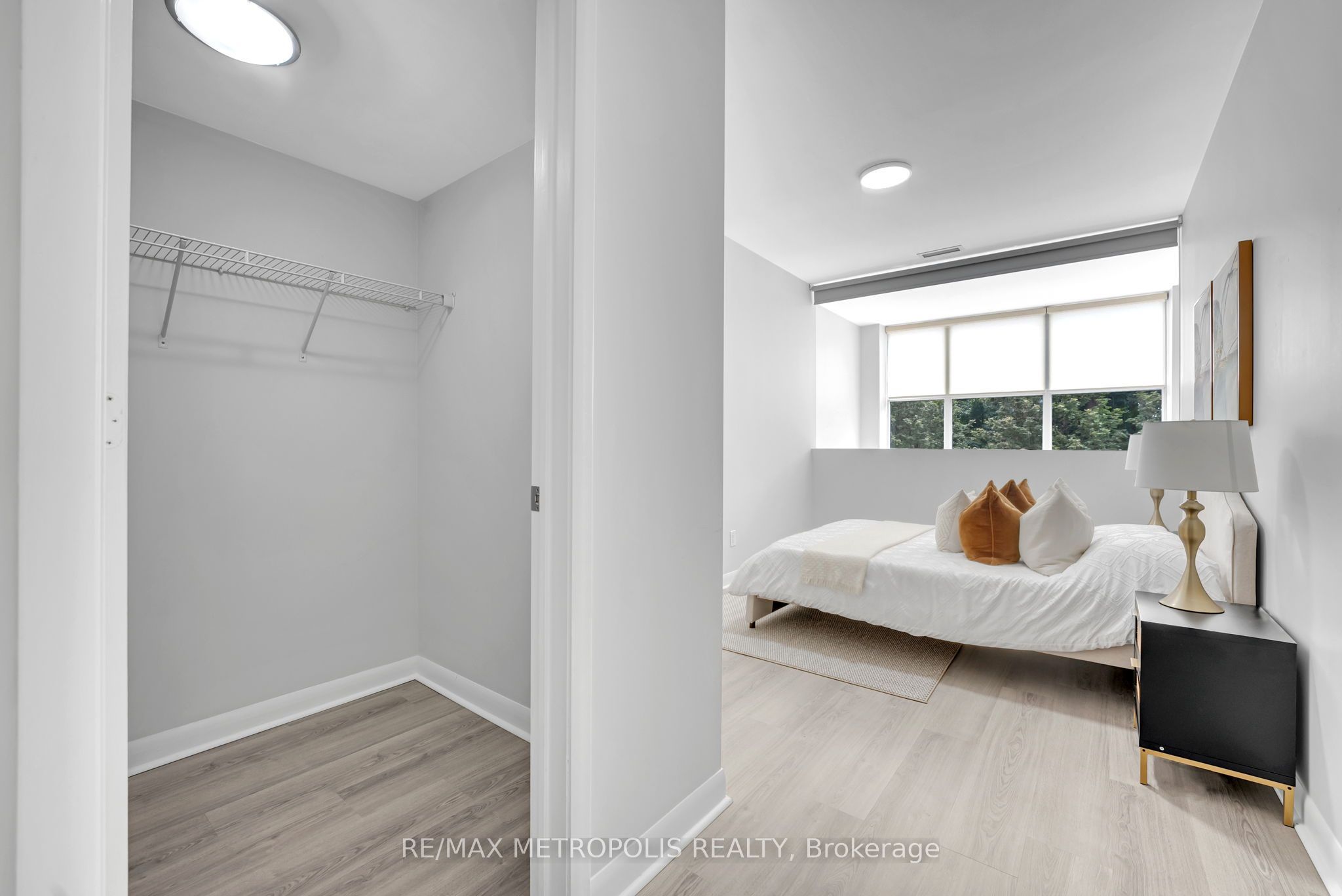 180 Borough Drive Property Photo 30