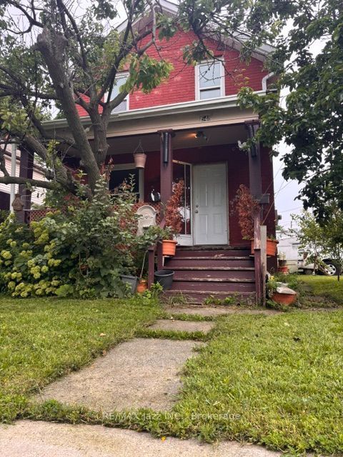 548 Front Street Property Photo 1