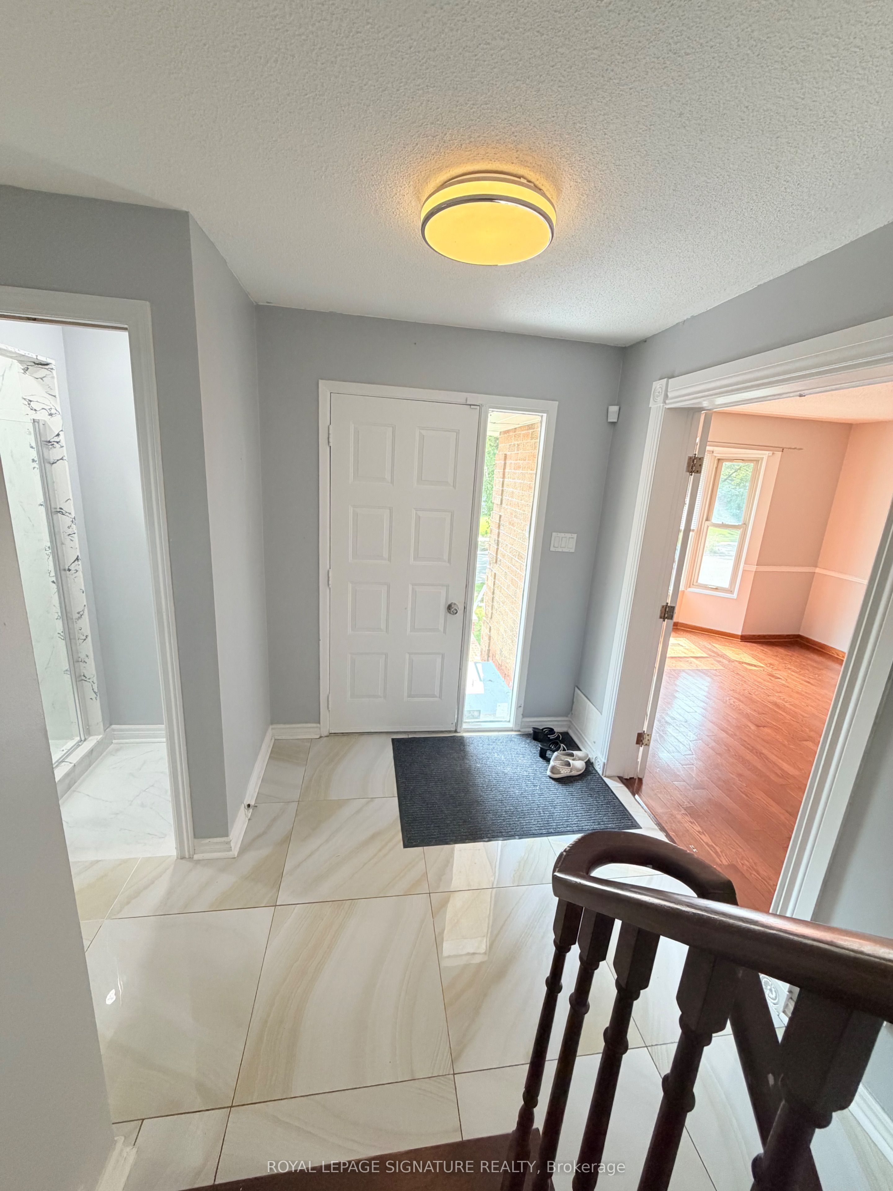 41 Broadbridge Drive Main And Upper Property Photo 12