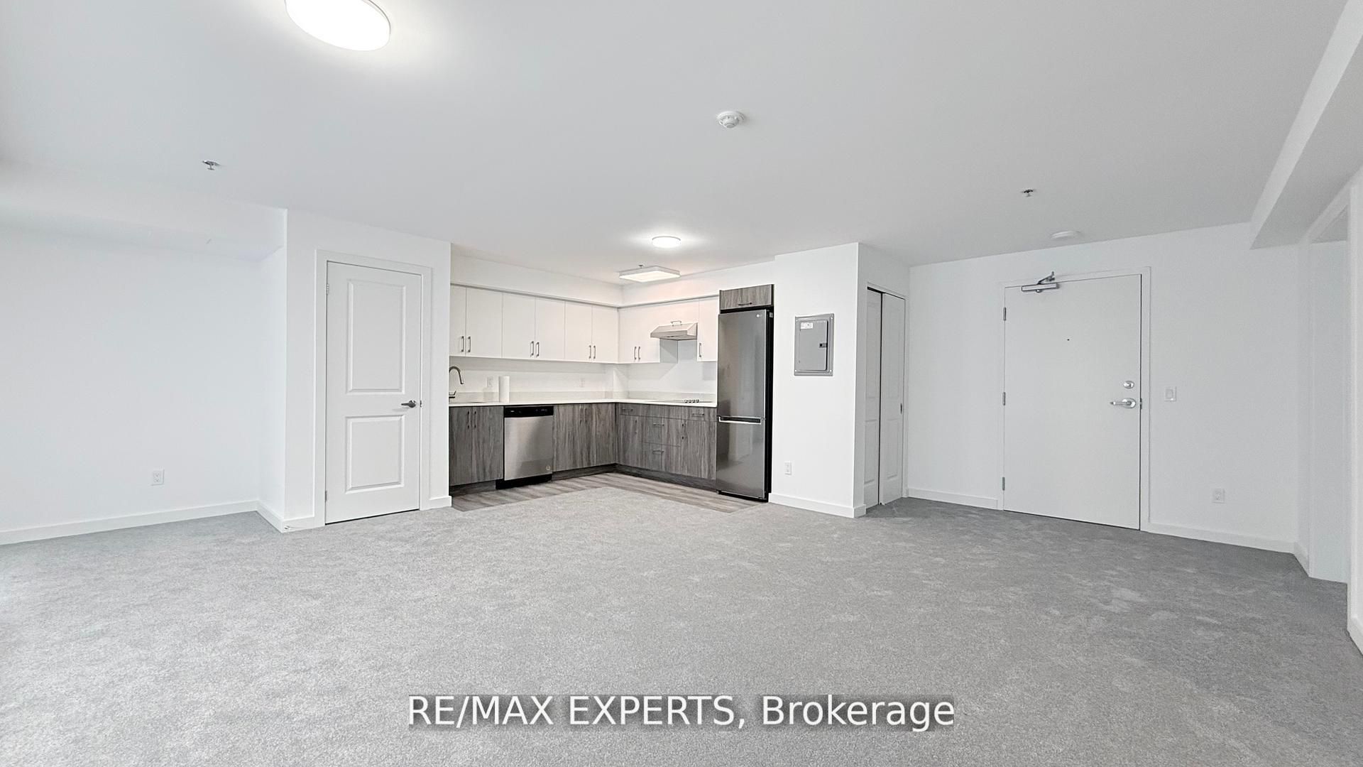 45 Connaught Avenue 302 Property Photo 1