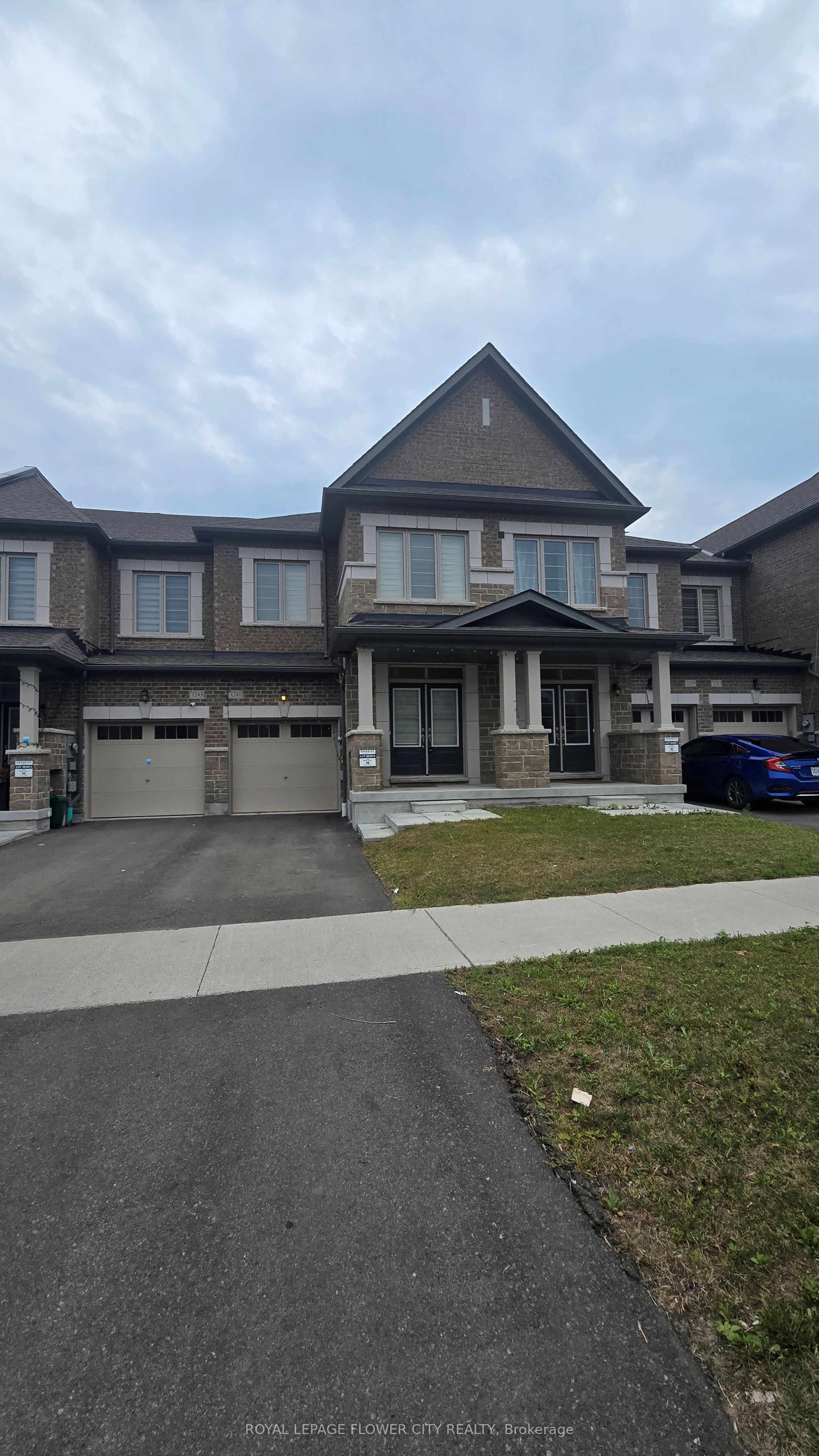 1241 Rexton Drive Property Photo 2