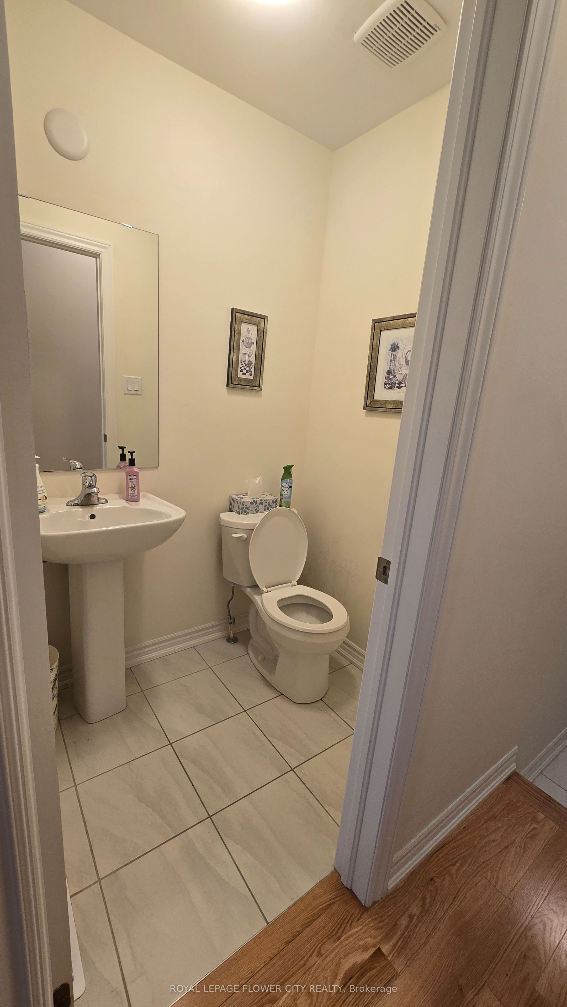 1241 Rexton Drive Property Photo 7