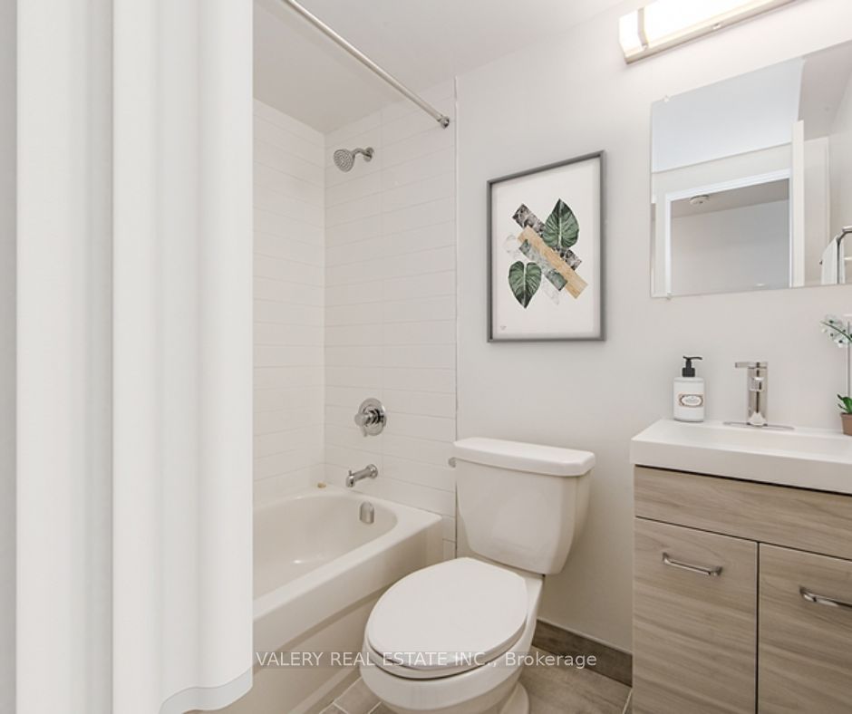 111 Cosburn Avenue 108 Property Photo 4