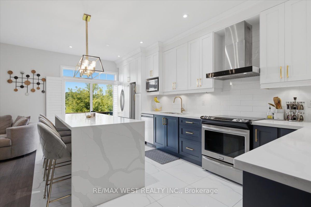 29 Stockell Crescent Property Photo 10