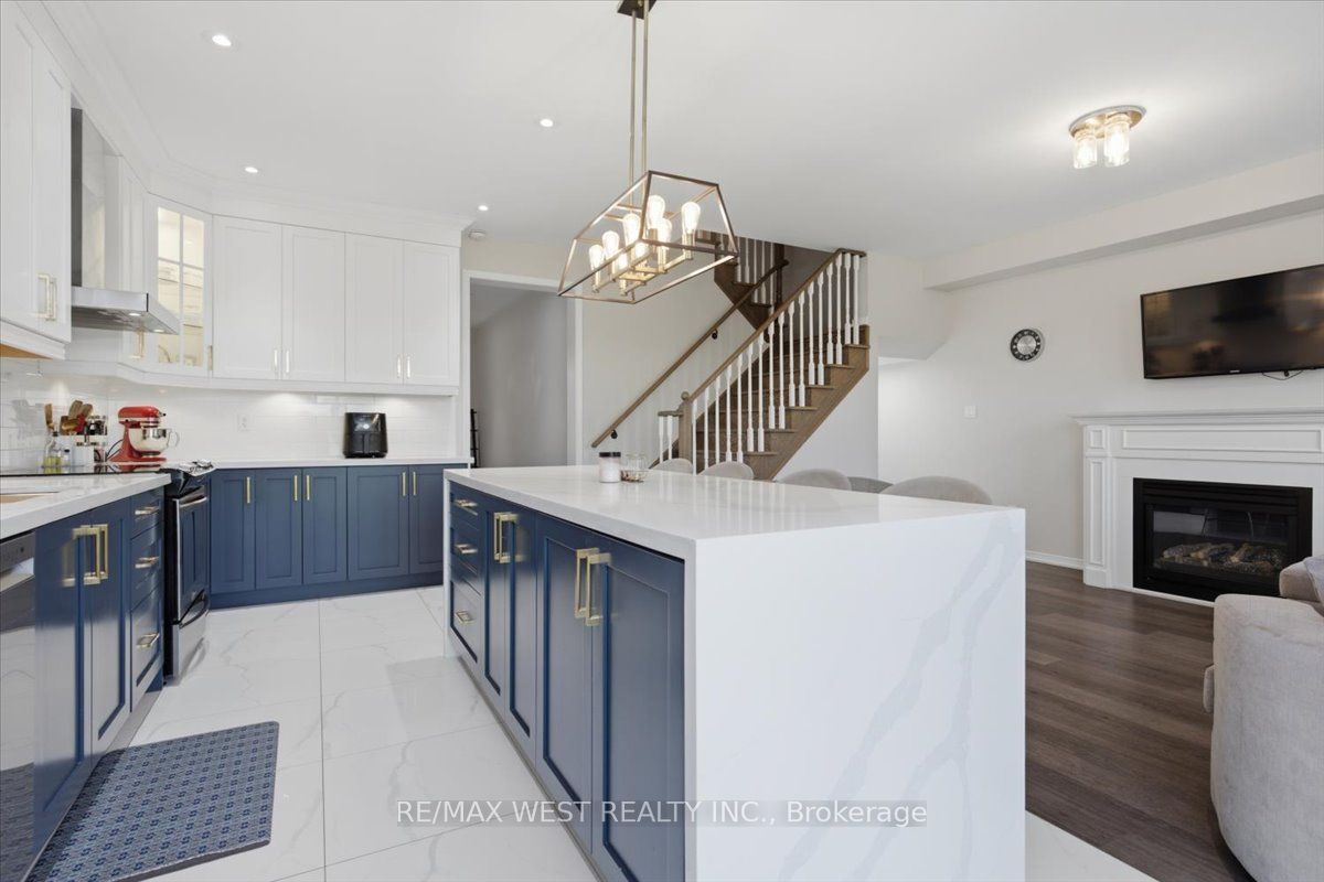 29 Stockell Crescent Property Photo 16
