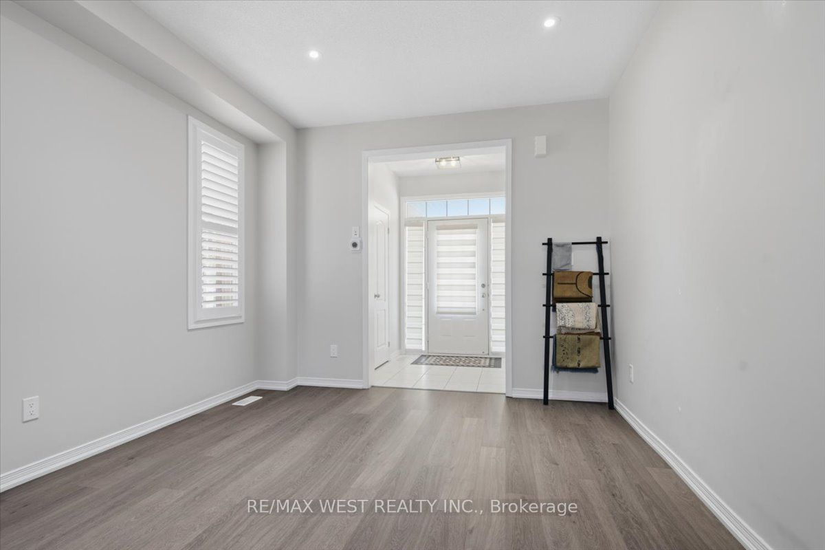 29 Stockell Crescent Property Photo 21
