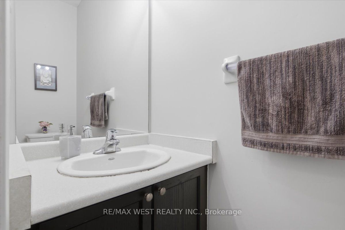29 Stockell Crescent Property Photo 22