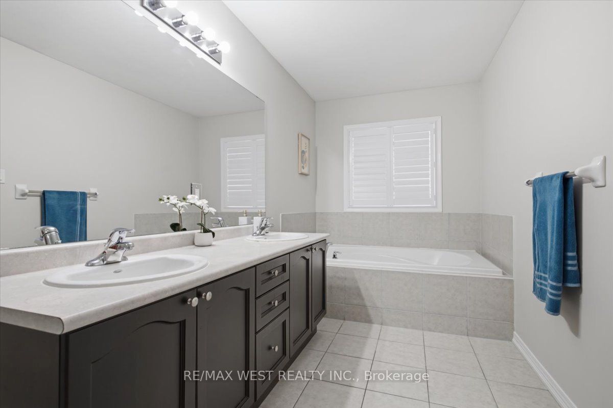 29 Stockell Crescent Property Photo 26