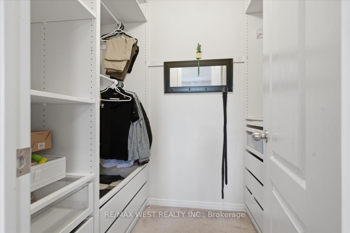 29 Stockell Crescent Property Photo 28