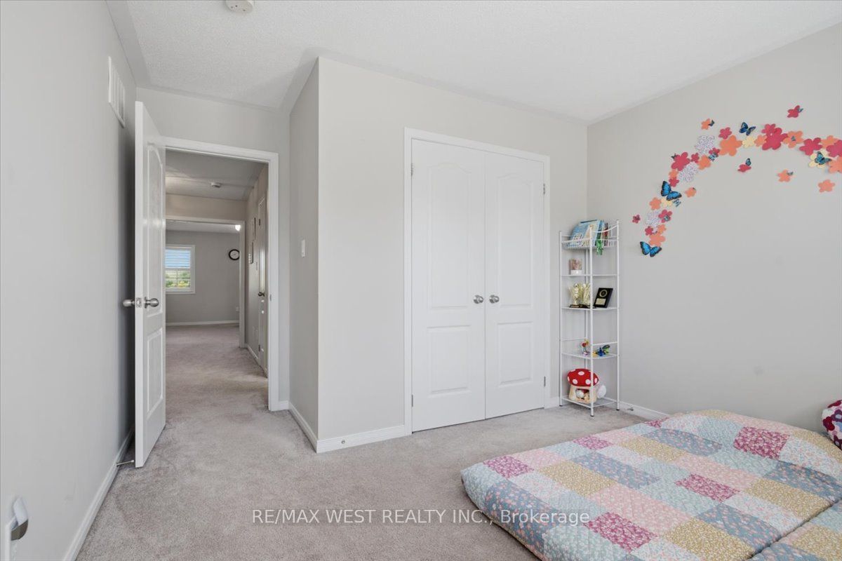 29 Stockell Crescent Property Photo 30