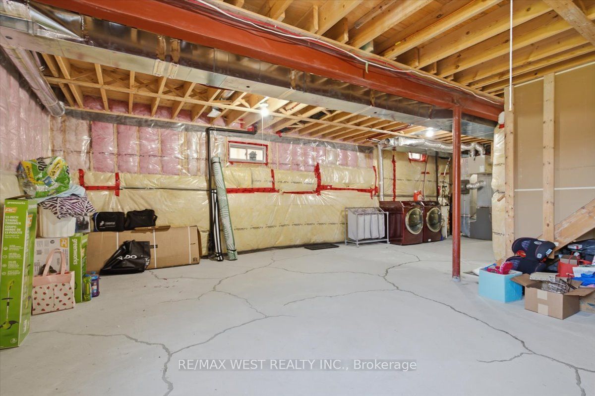 29 Stockell Crescent Property Photo 36