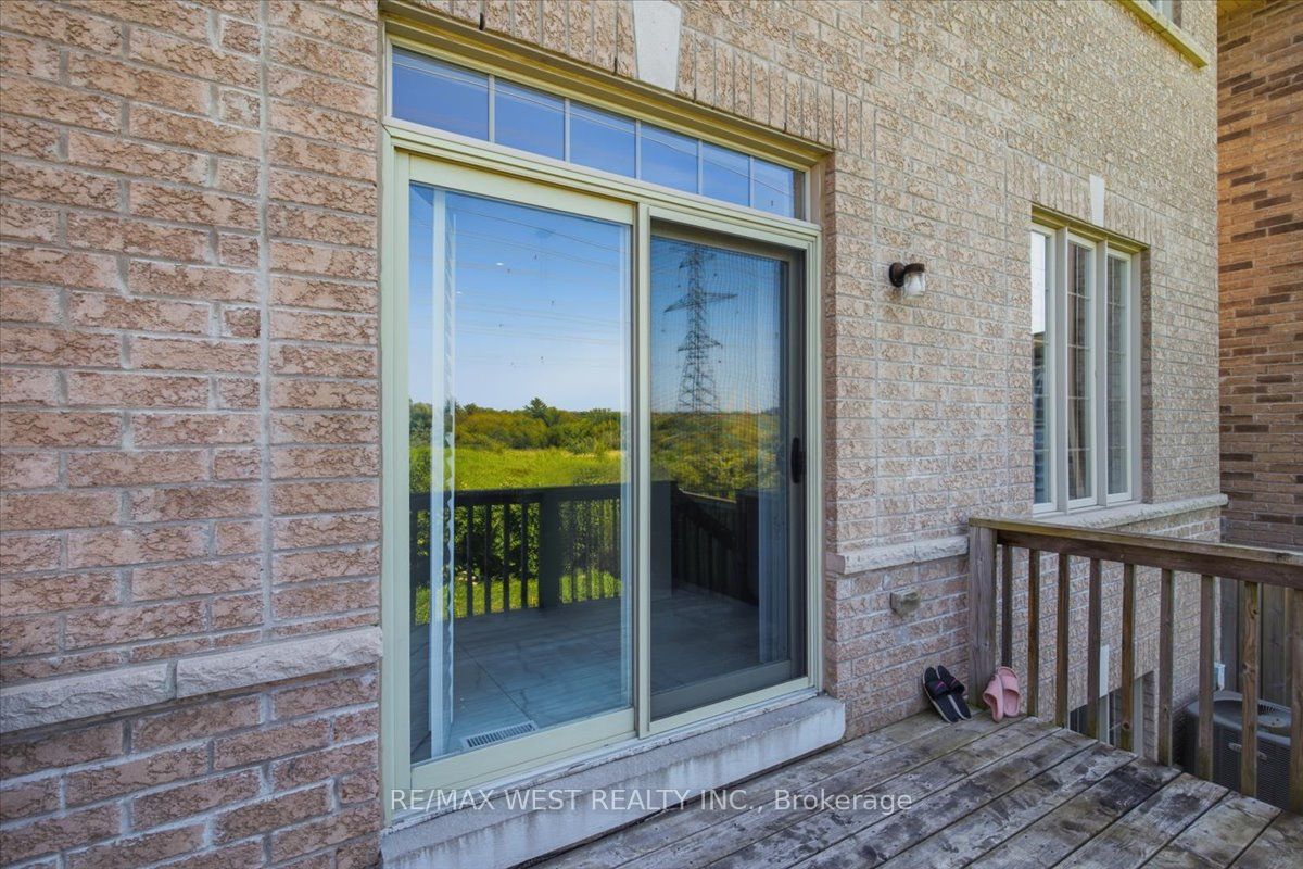 29 Stockell Crescent Property Photo 39