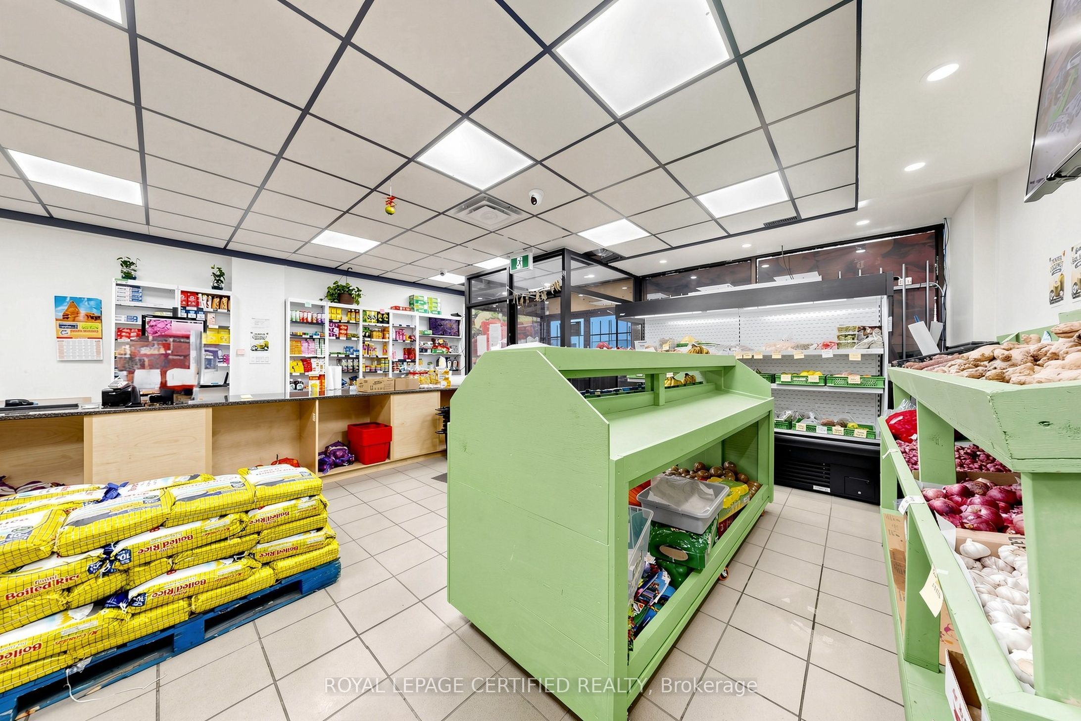 2679 Eglinton Avenue E 8 Property Photo 13