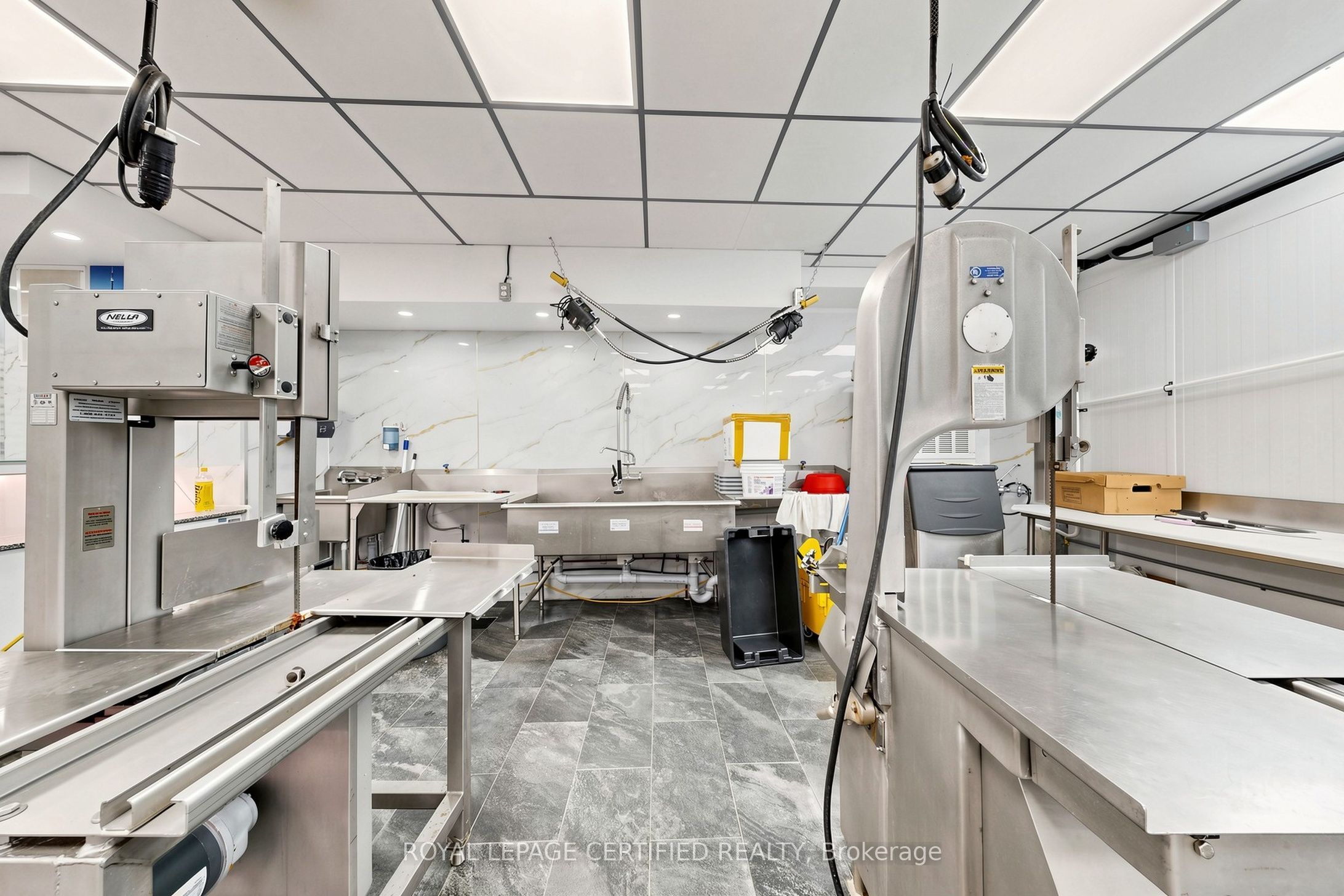 2679 Eglinton Avenue E 8 Property Photo 32