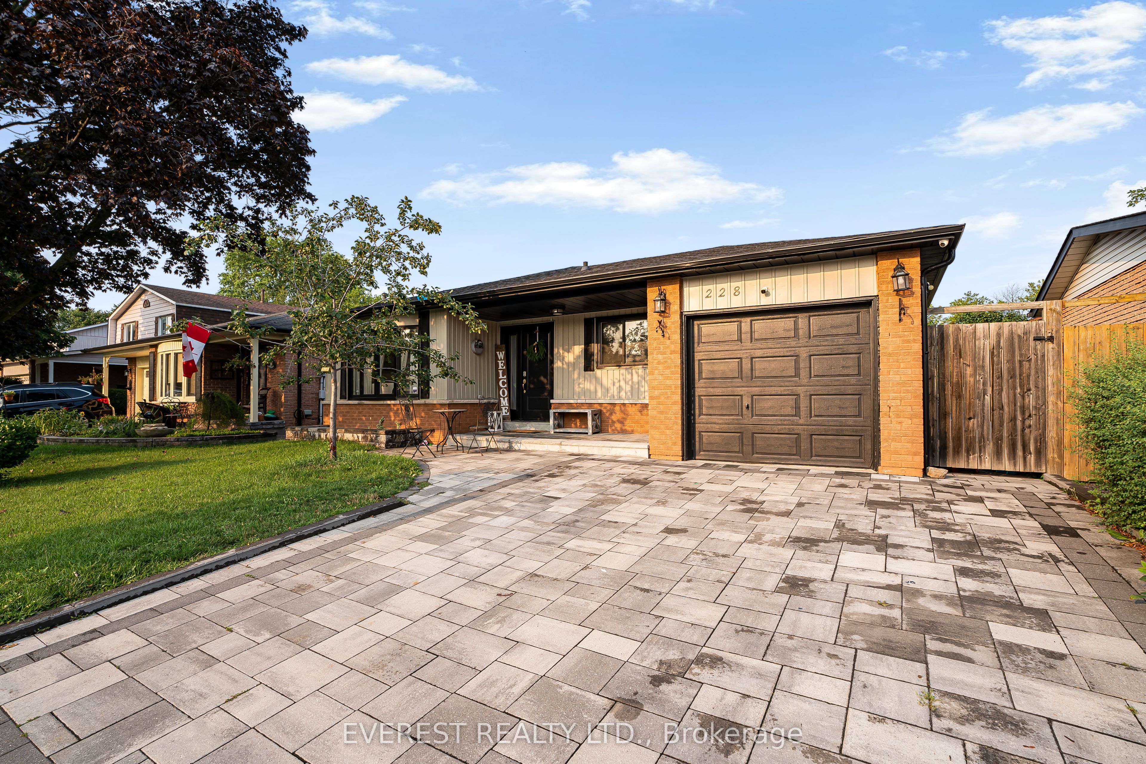 228 Michael Boulevard Property Photo 2