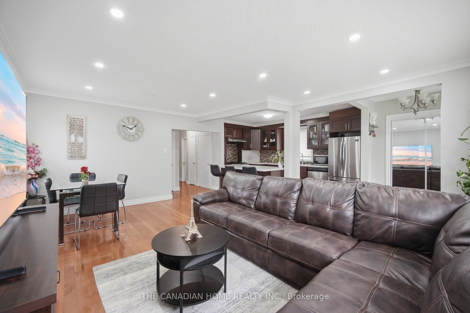 802 Brimorton Drive Property Photo 12