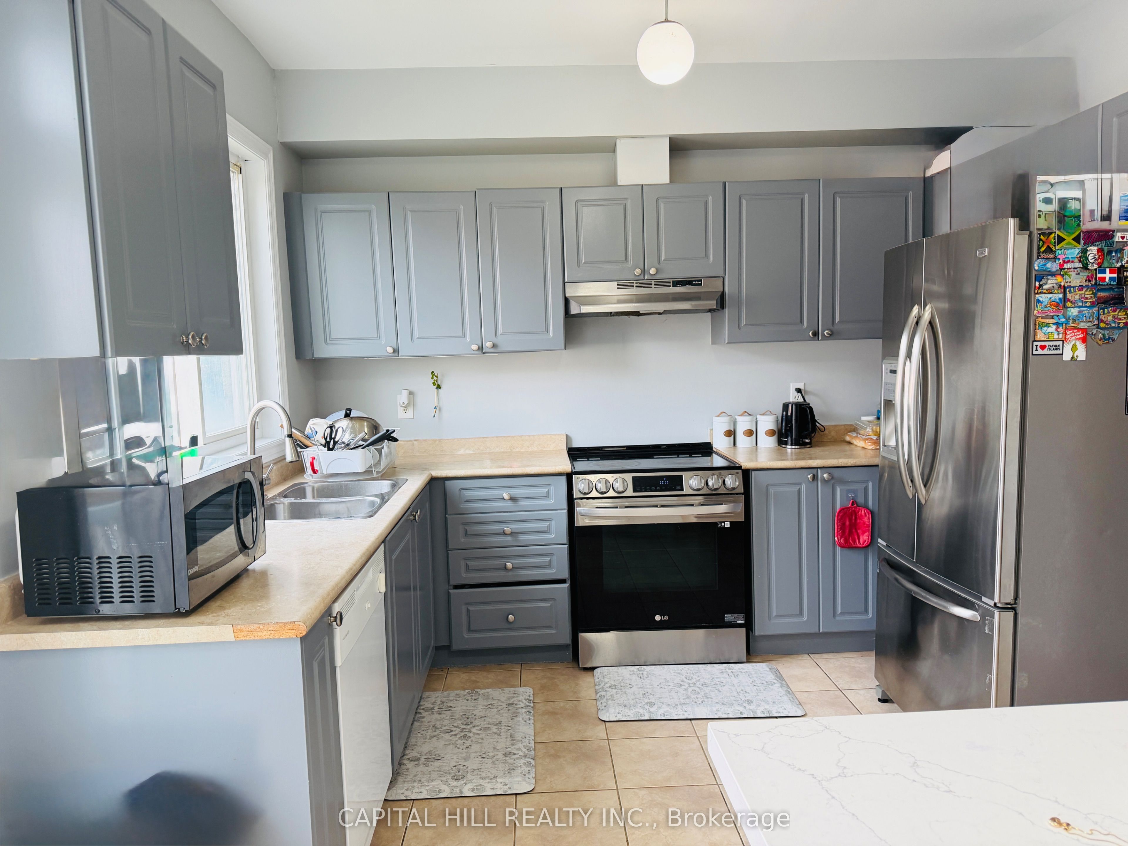 E13660248 Property Photo 10