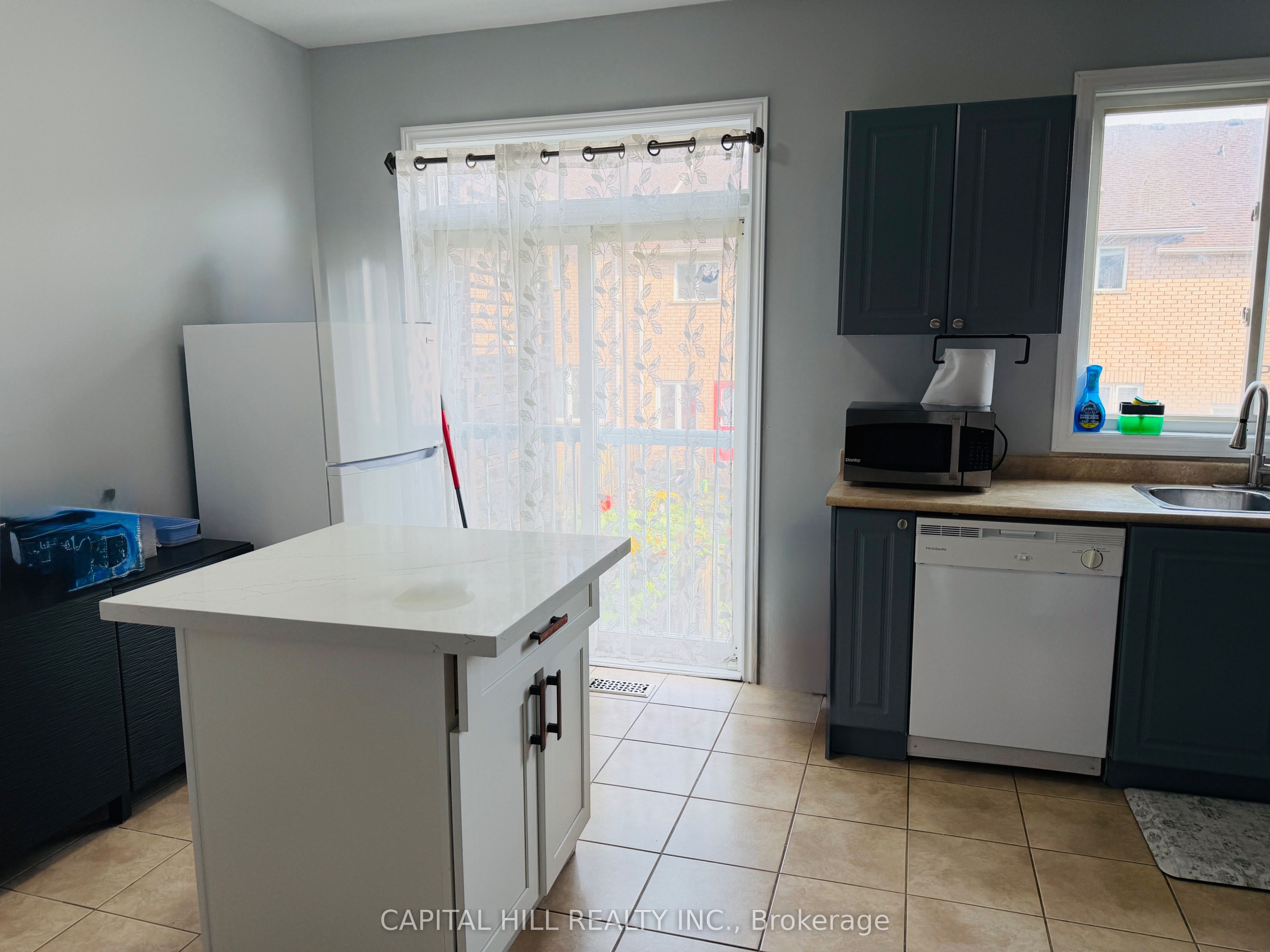 E13660248 Property Photo 13