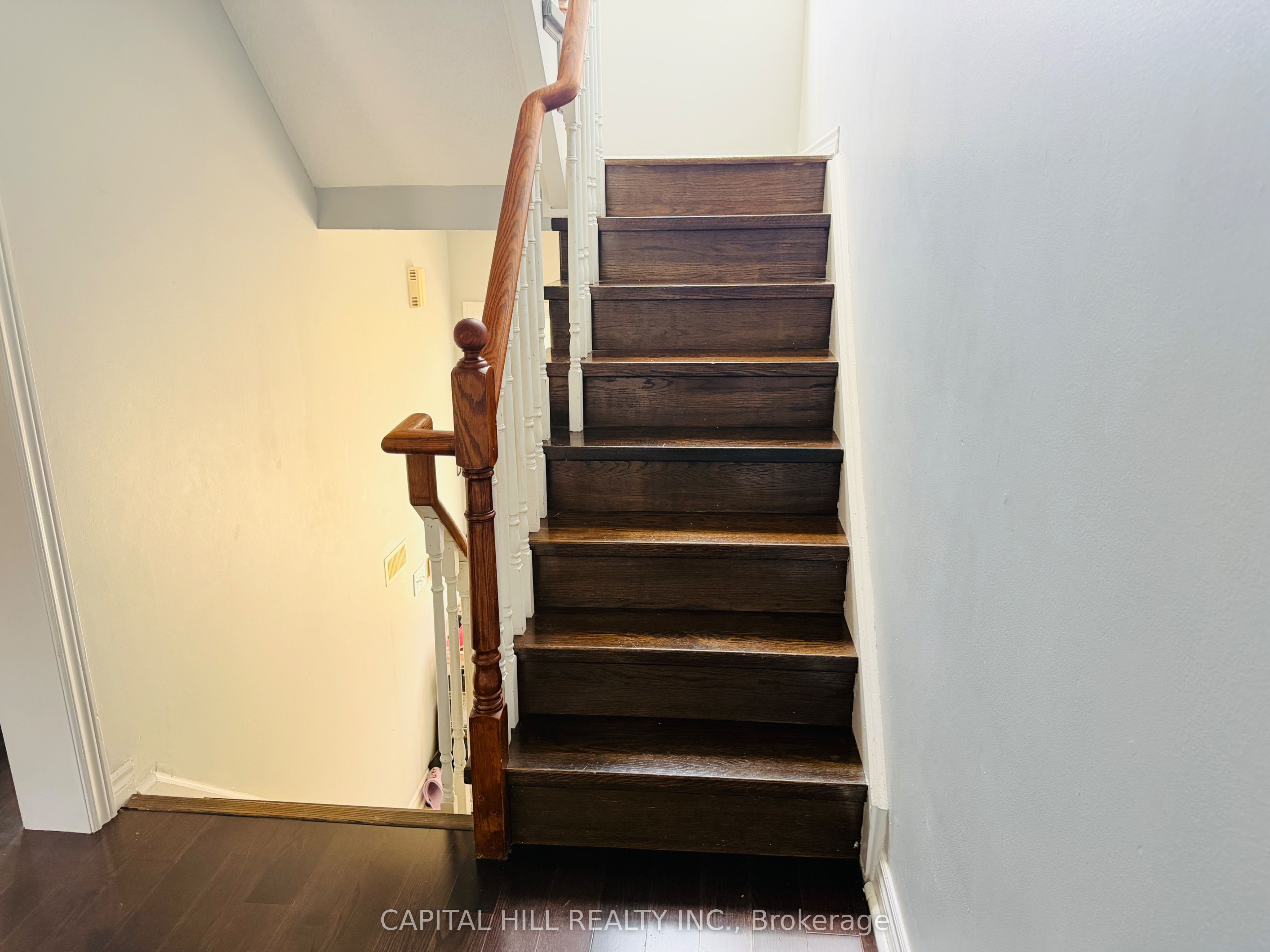 E13660248 Property Photo 23