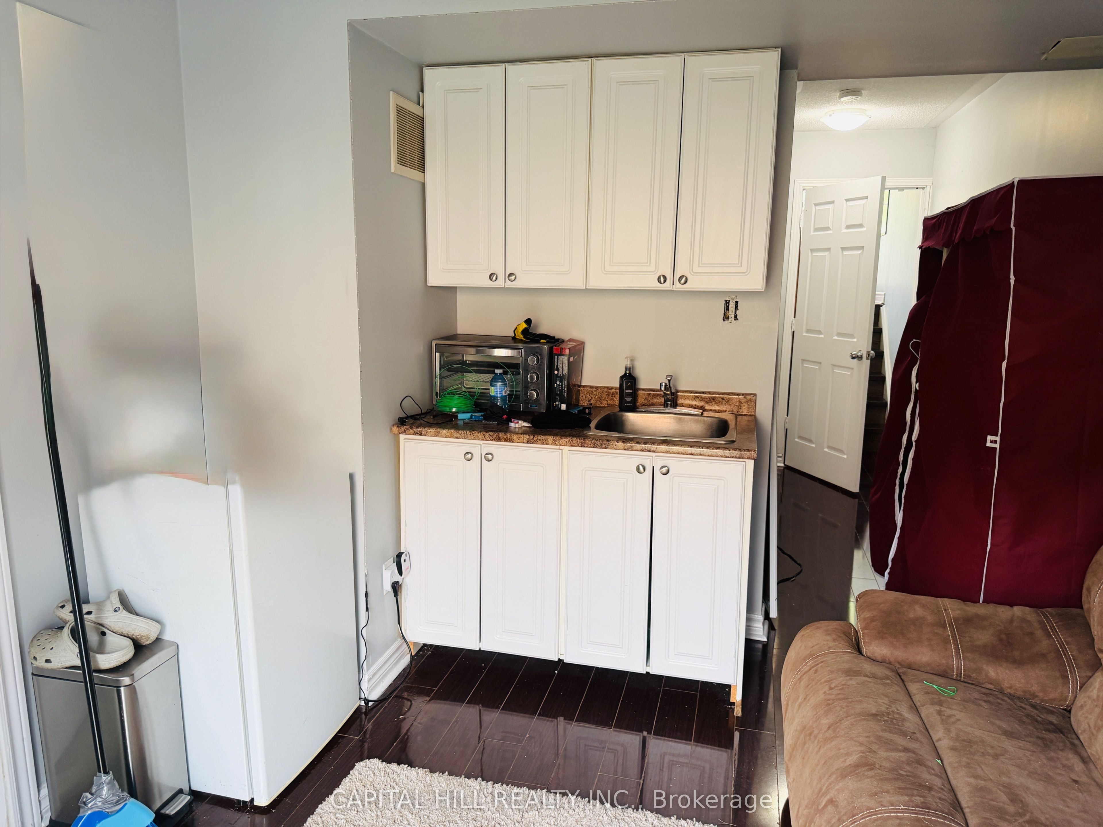 E13660248 Property Photo 24