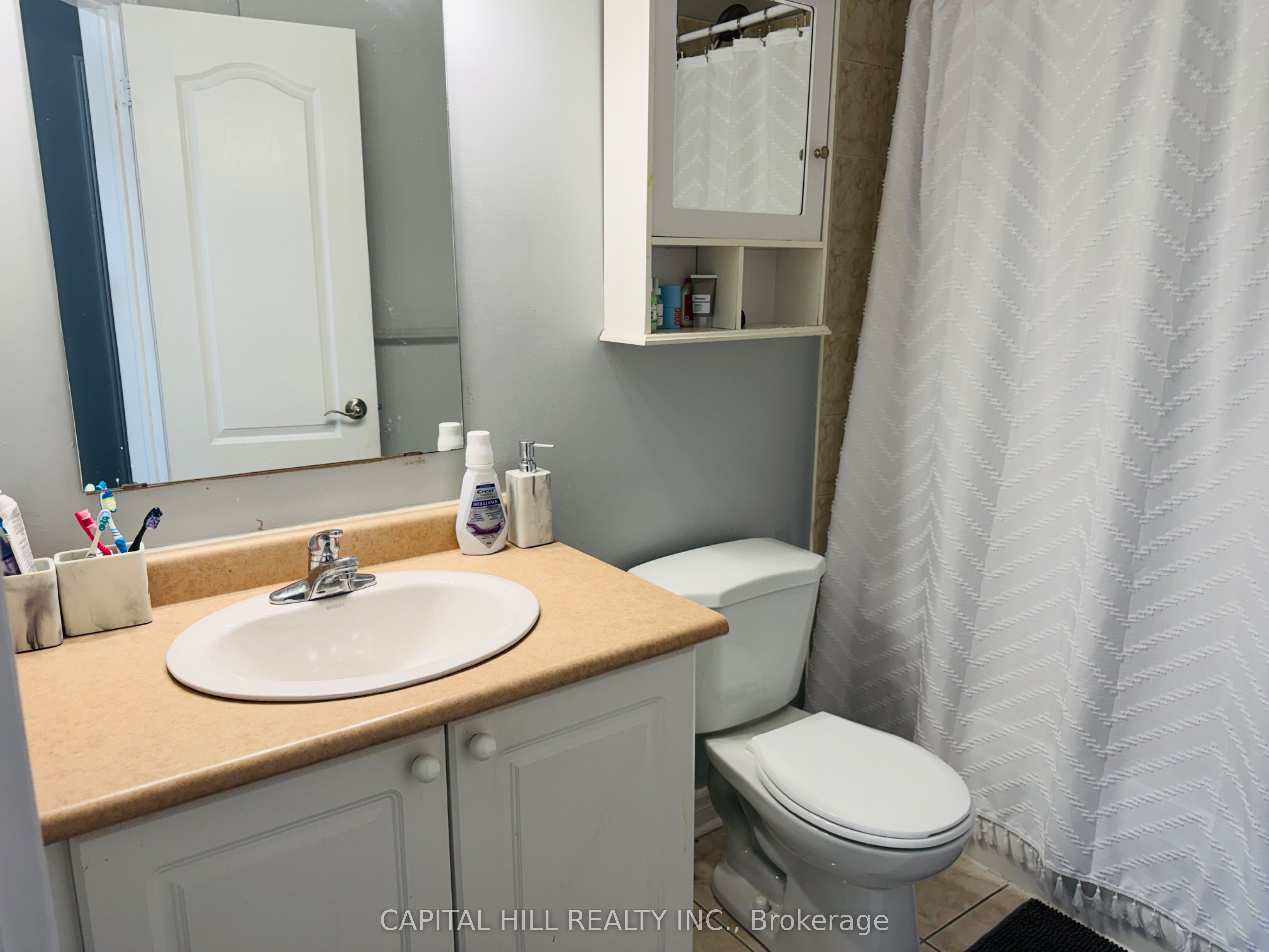 E13660248 Property Photo 26