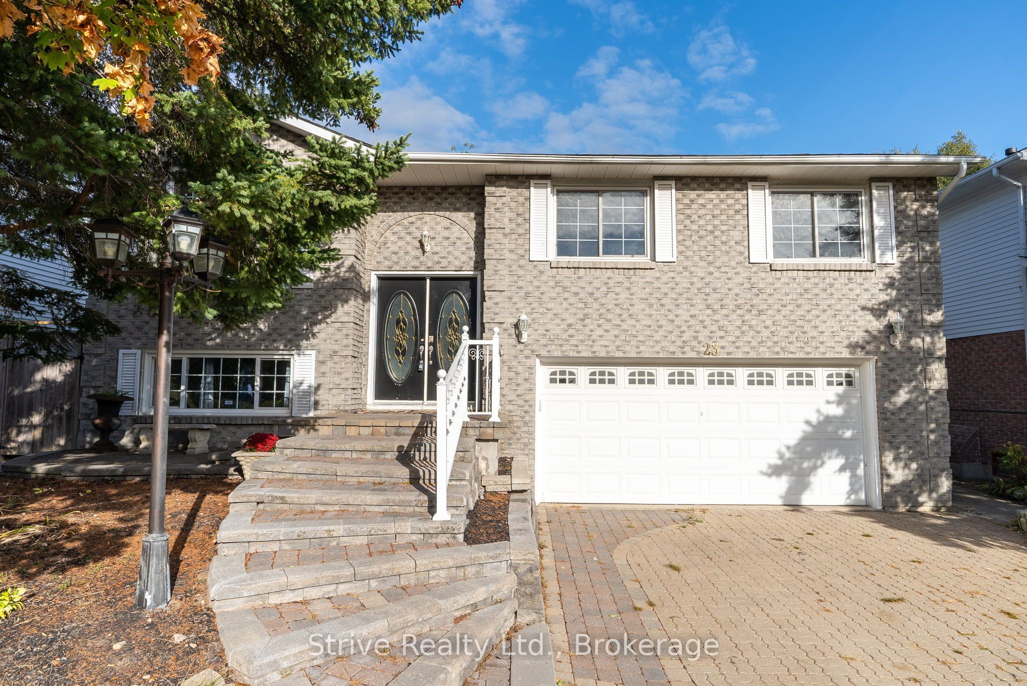 23 Cherry Blossom Crescent Upper Property Photo 1