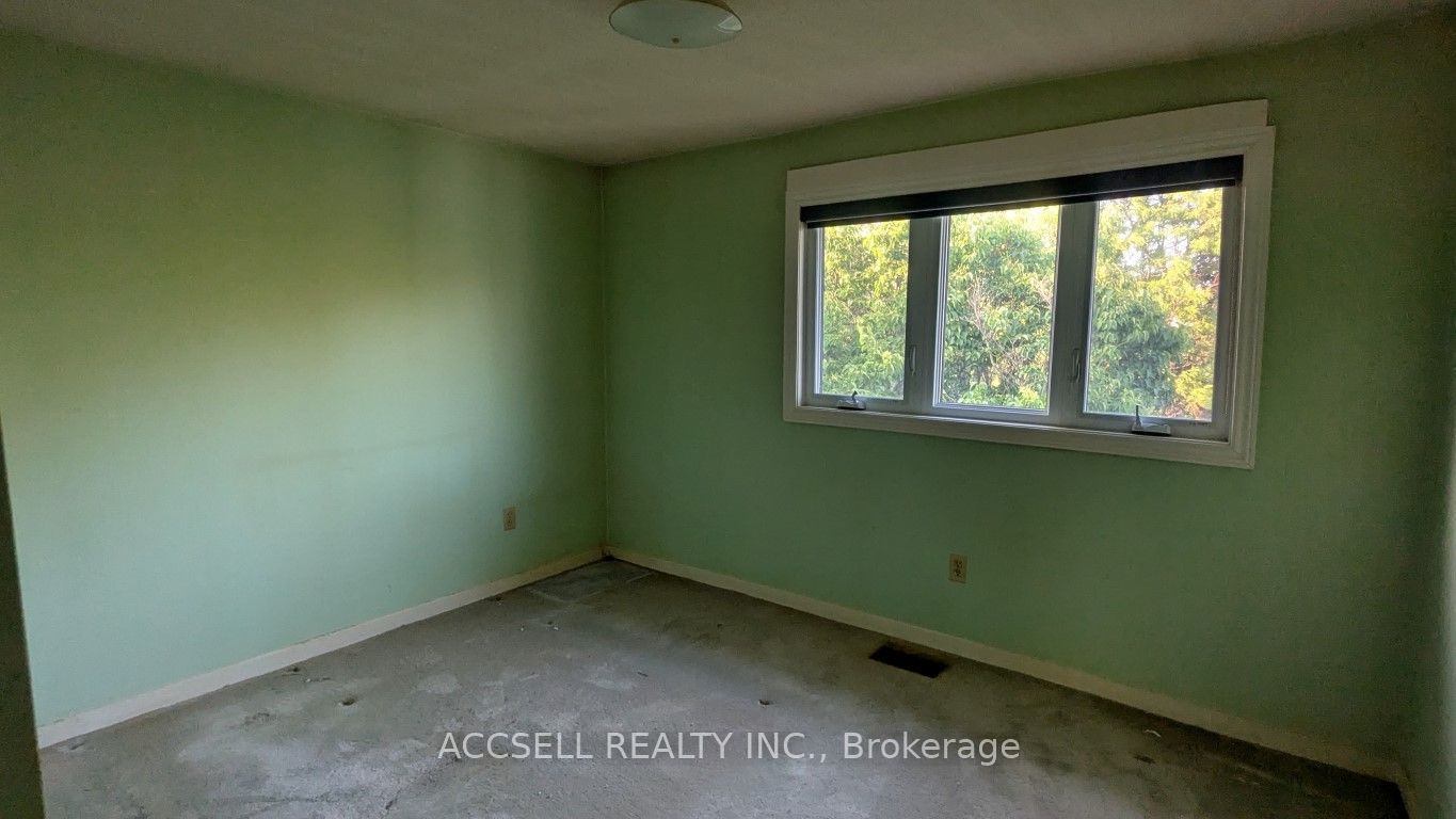 135 Placentia Boulevard Property Photo 19