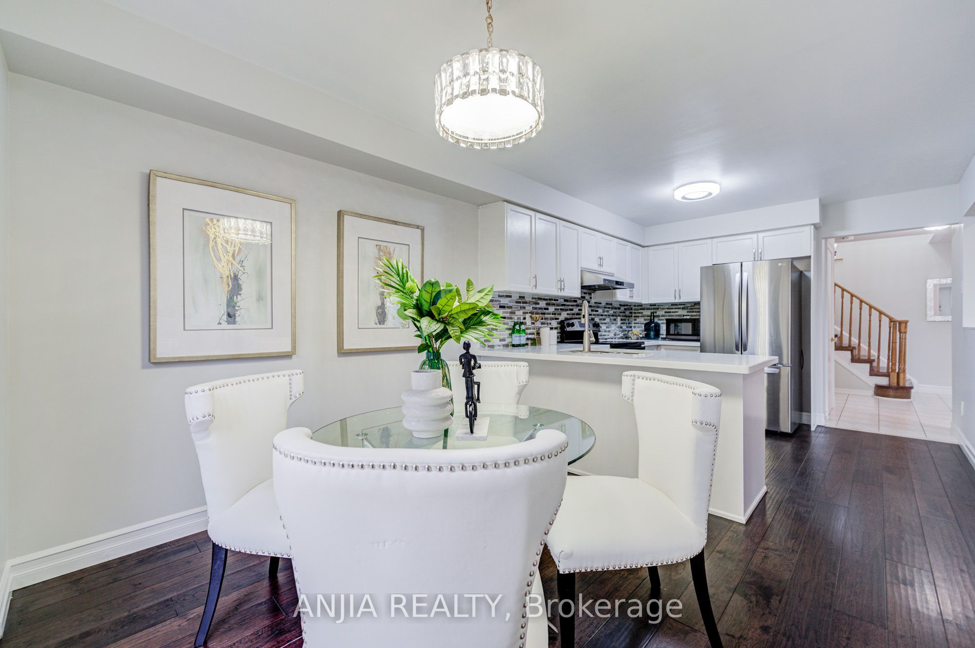 7 Allayden Drive Property Photo 8