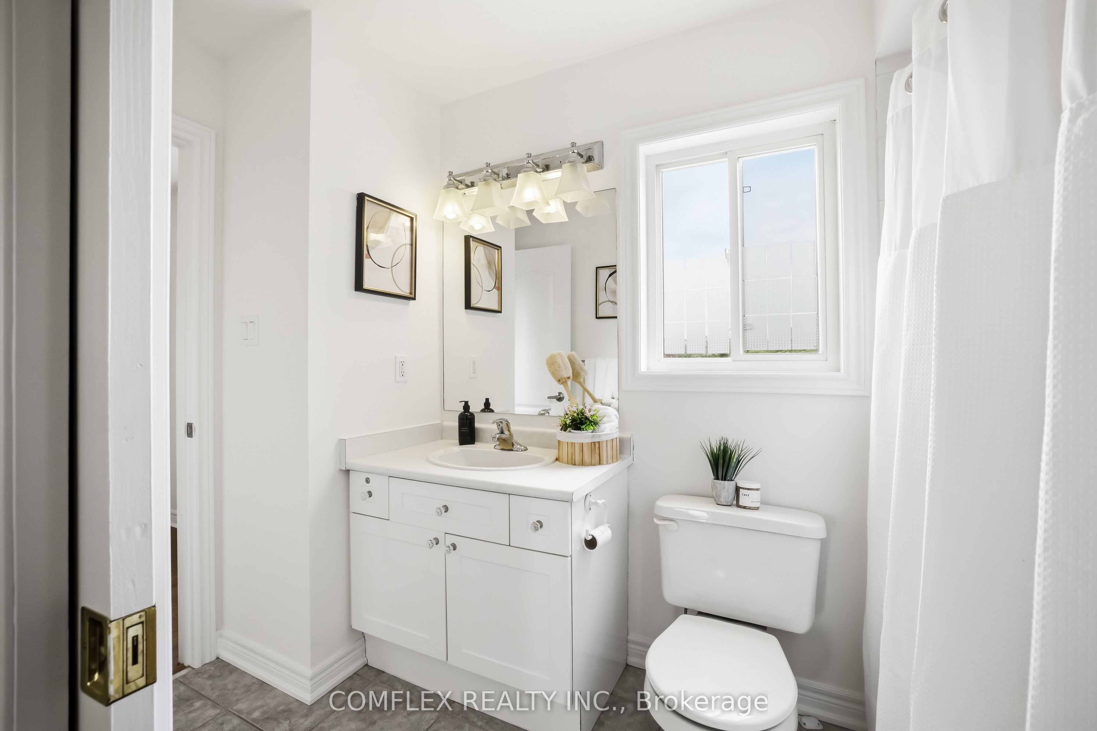 2 Armitage Crescent Property Photo 25
