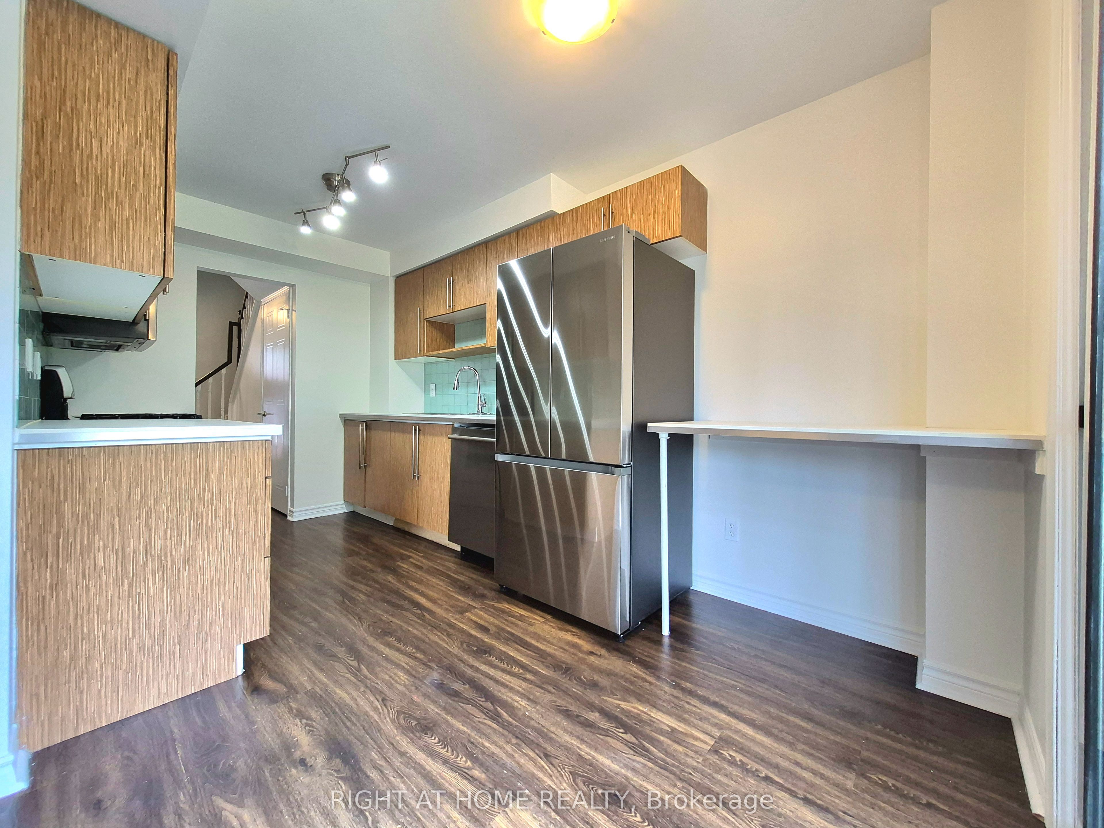 21 Mccullock Crescent Property Photo 11