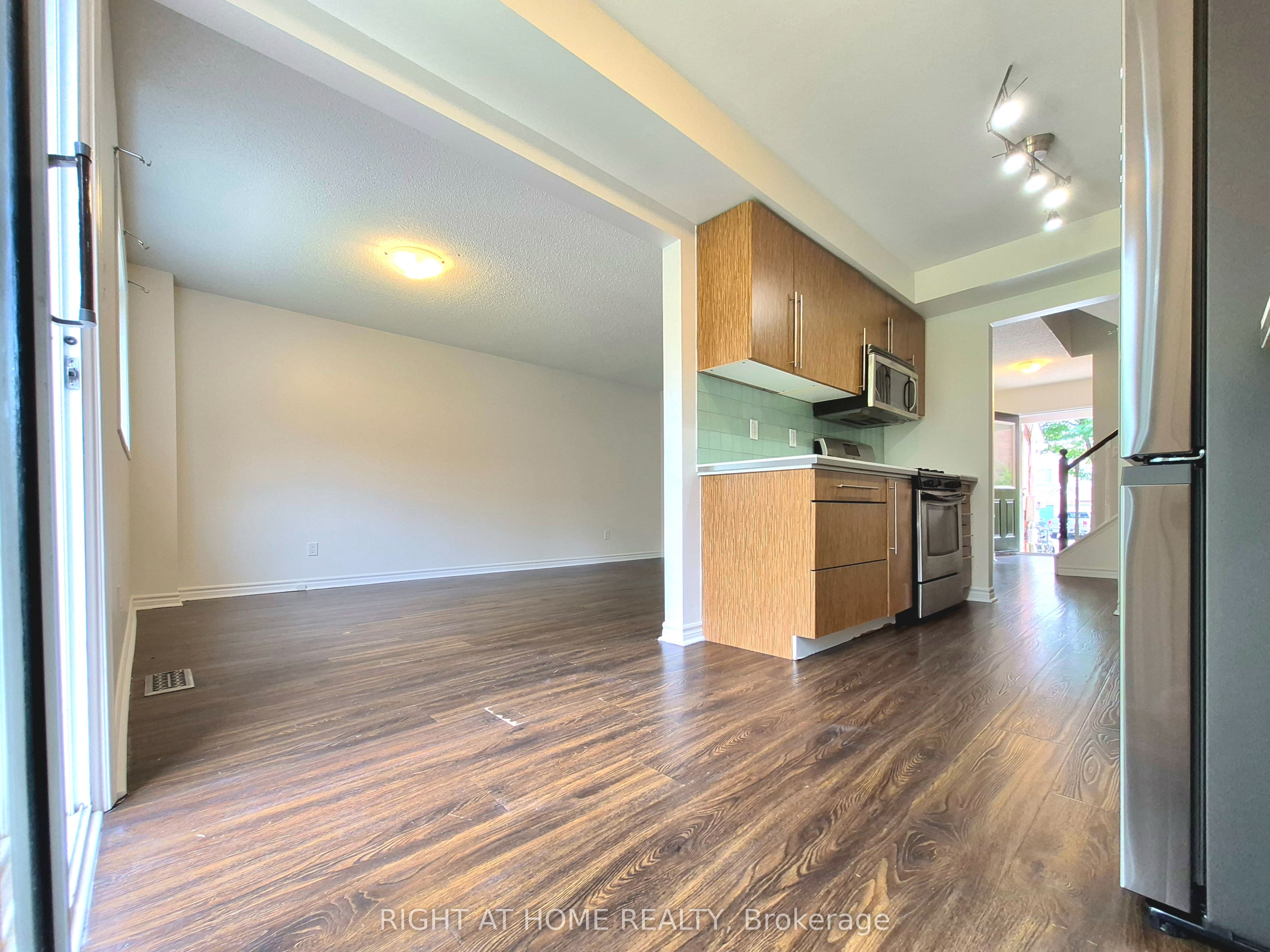 21 Mccullock Crescent Property Photo 12