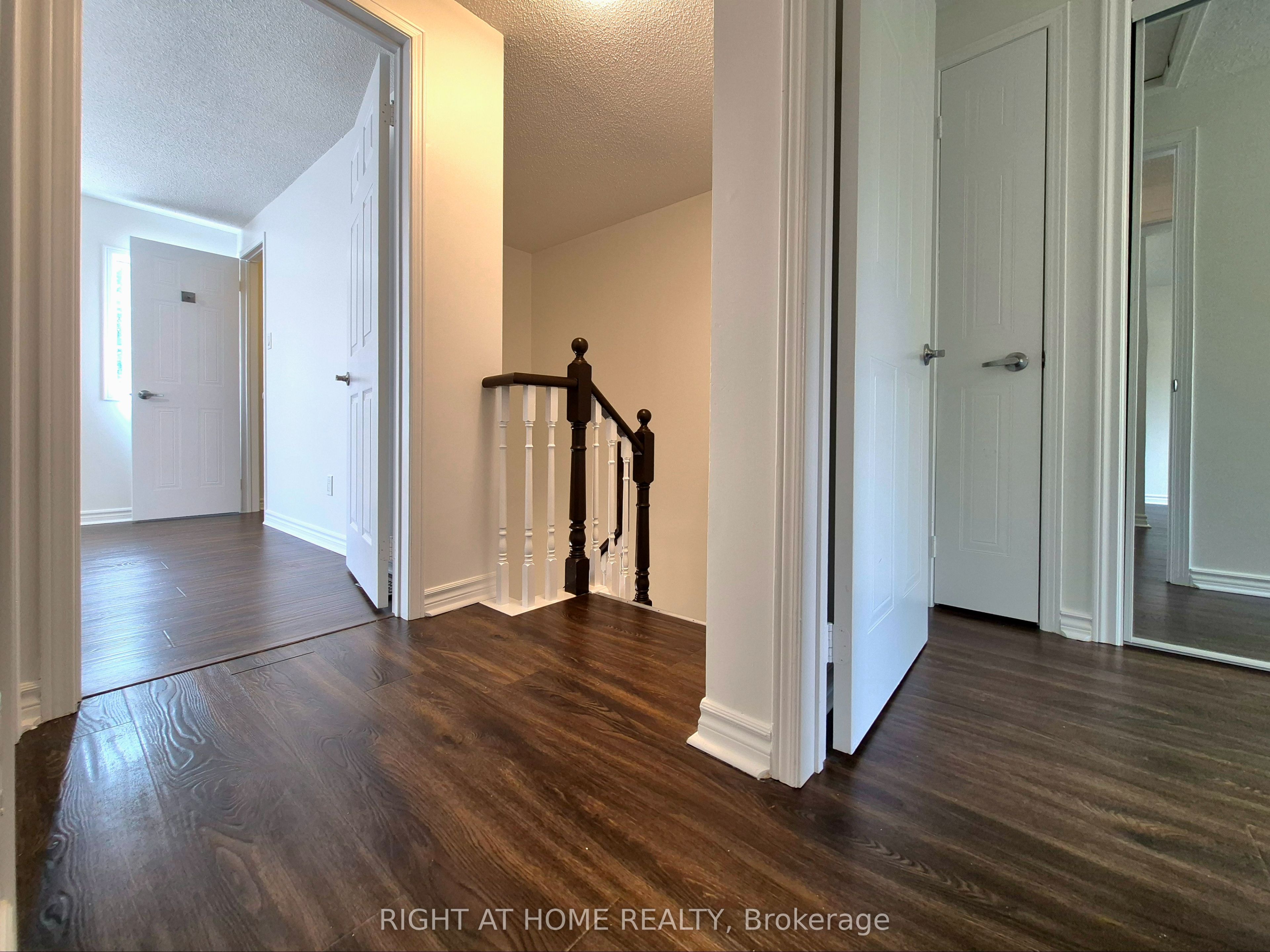 21 Mccullock Crescent Property Photo 15