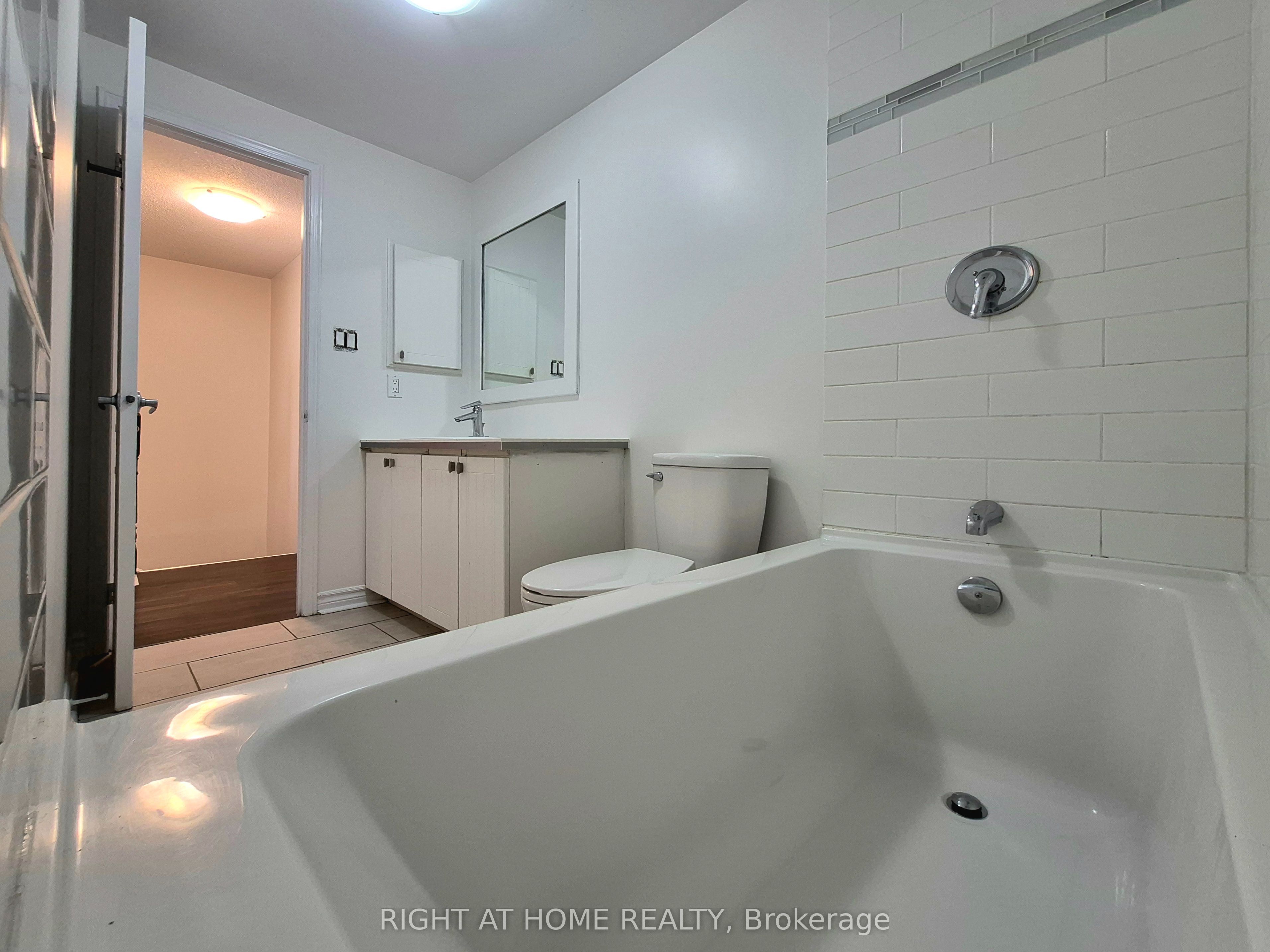 21 Mccullock Crescent Property Photo 21
