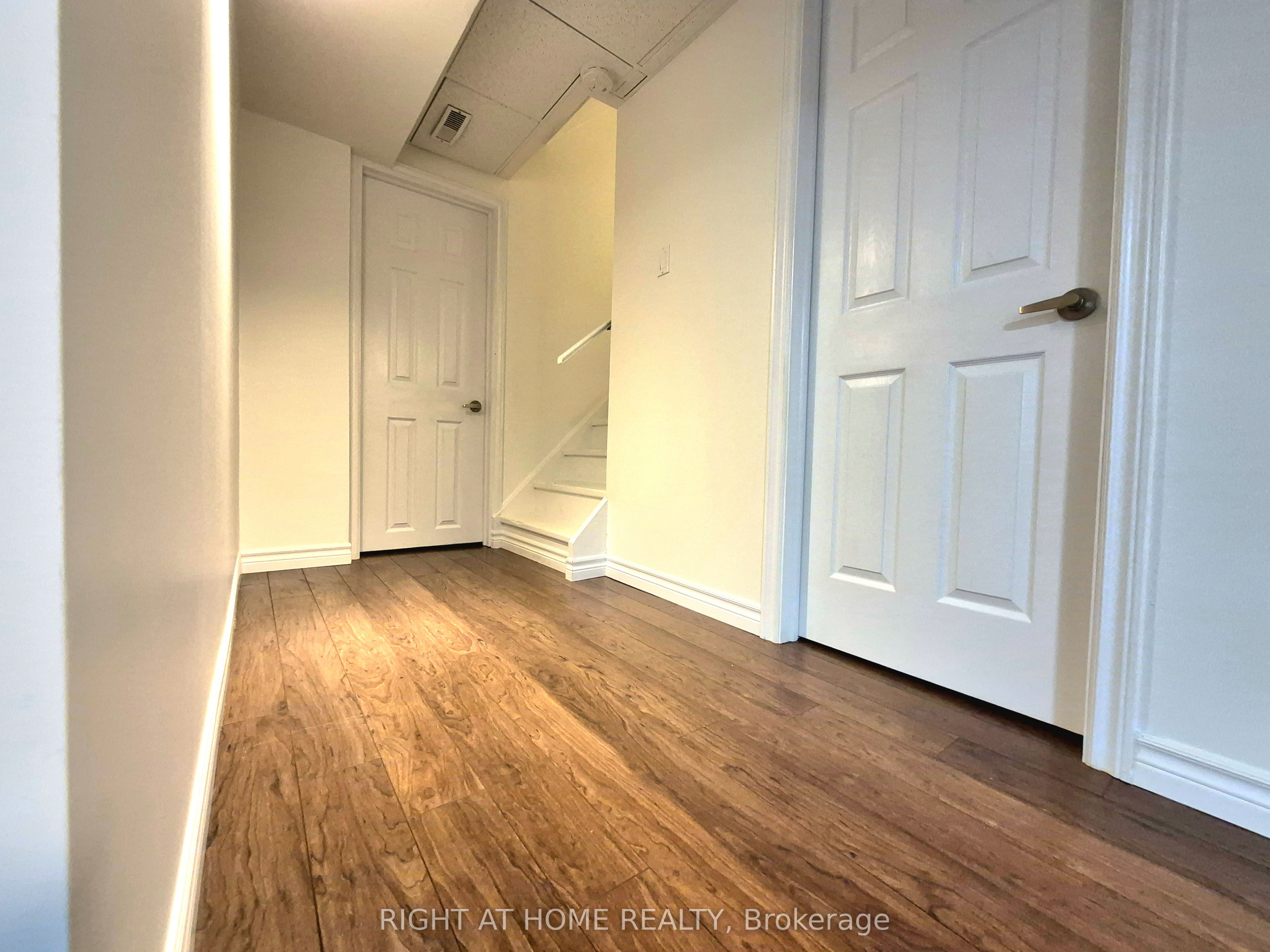 21 Mccullock Crescent Property Photo 26
