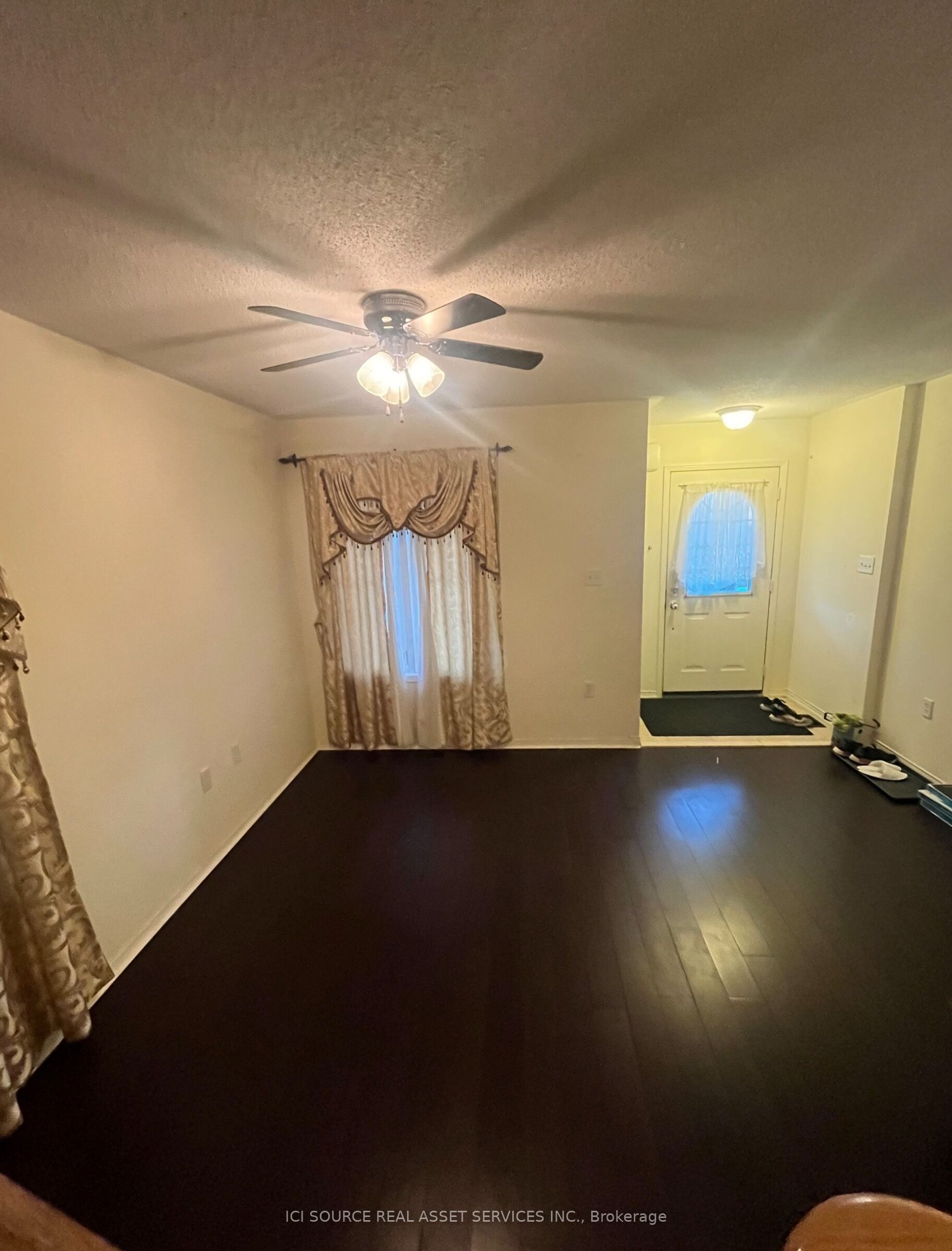 181 Norland Circle Property Photo 4
