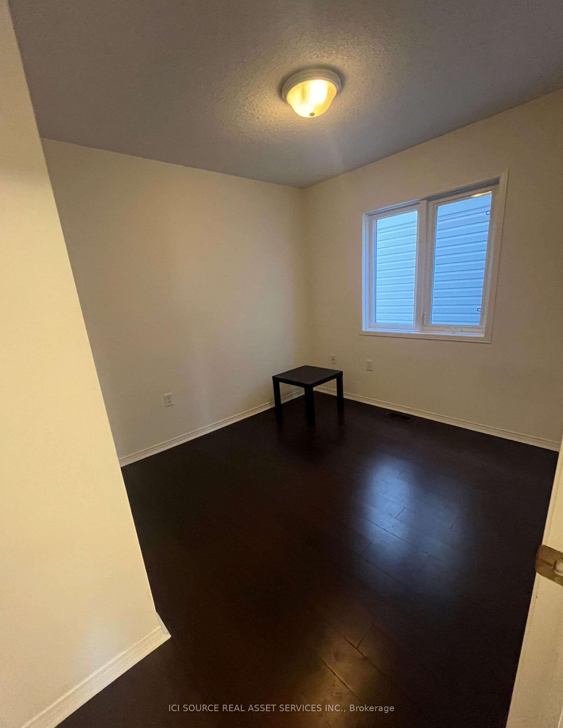 181 Norland Circle Property Photo 6
