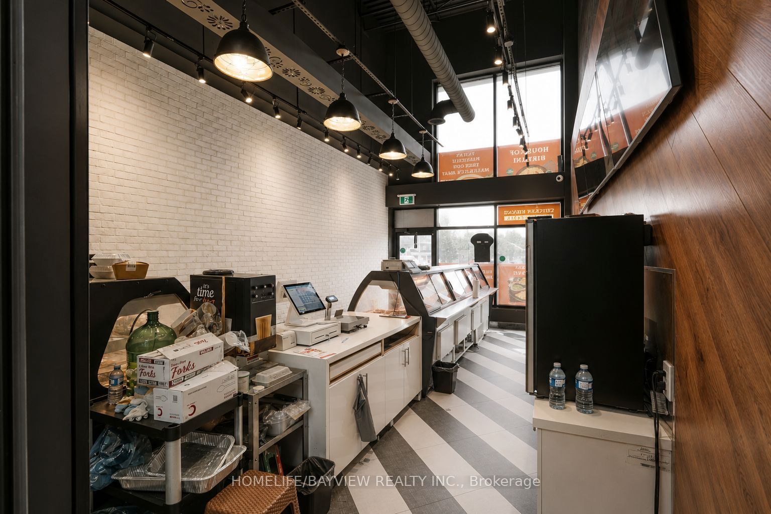 1901 Harwood Avenue N 26 Property Photo 2