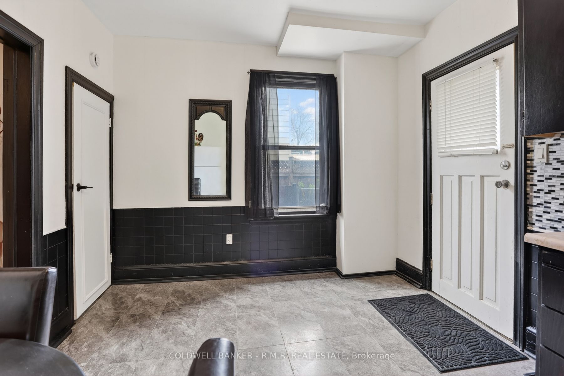 532 Front Street Property Photo 19