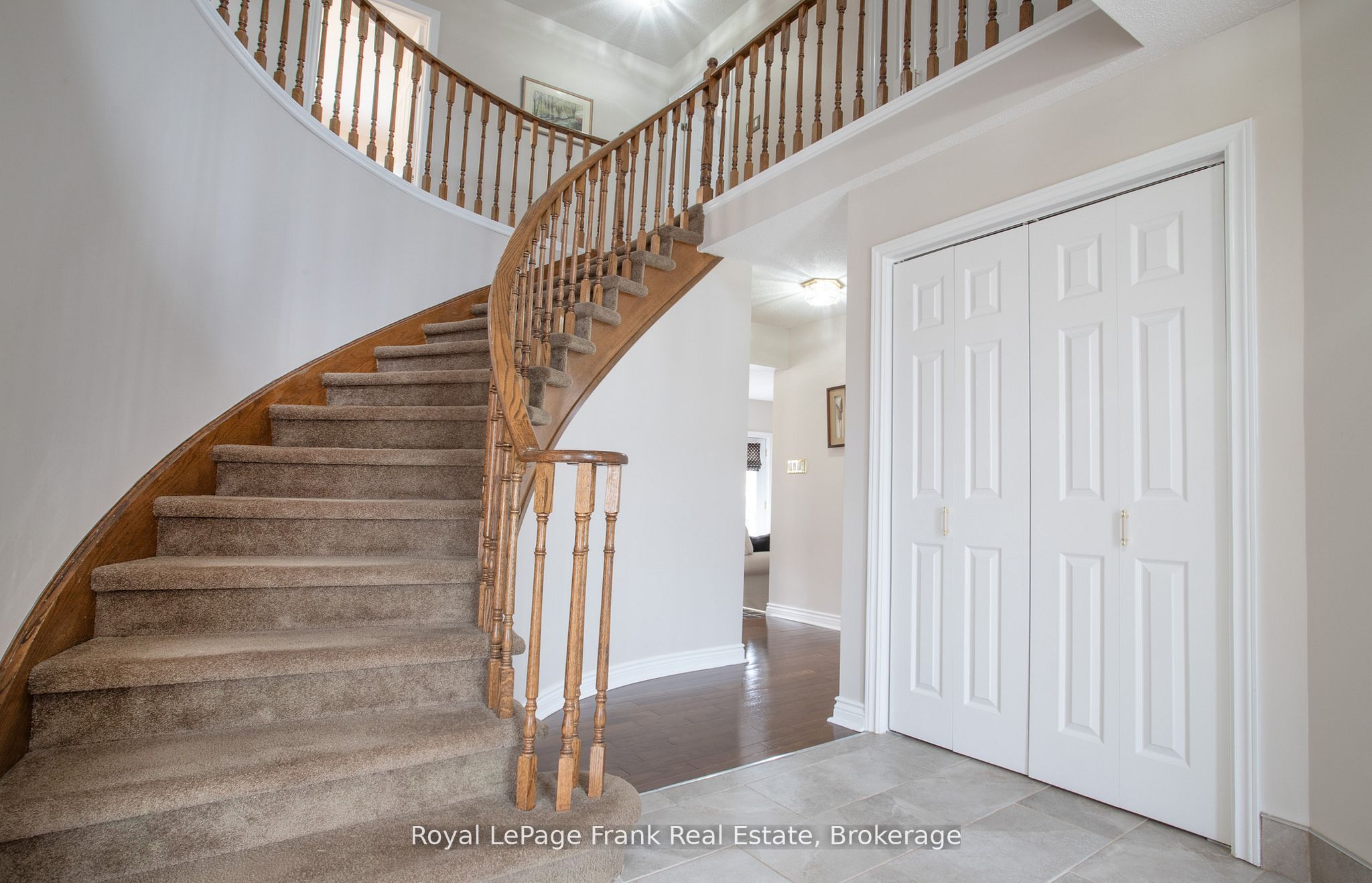 85 Ambleside Drive Property Photo 10