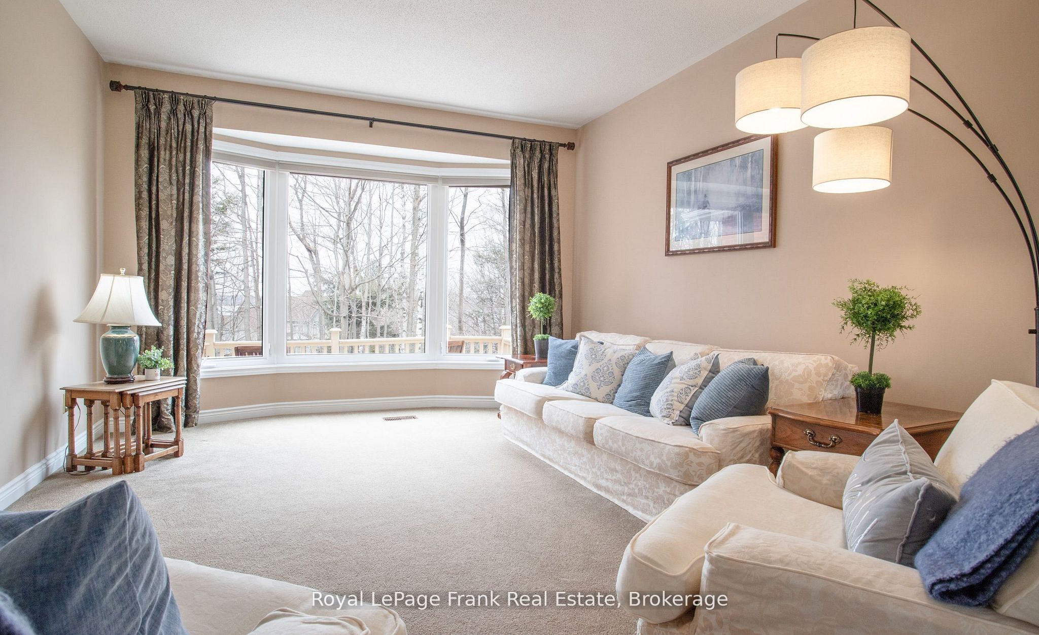 85 Ambleside Drive Property Photo 15