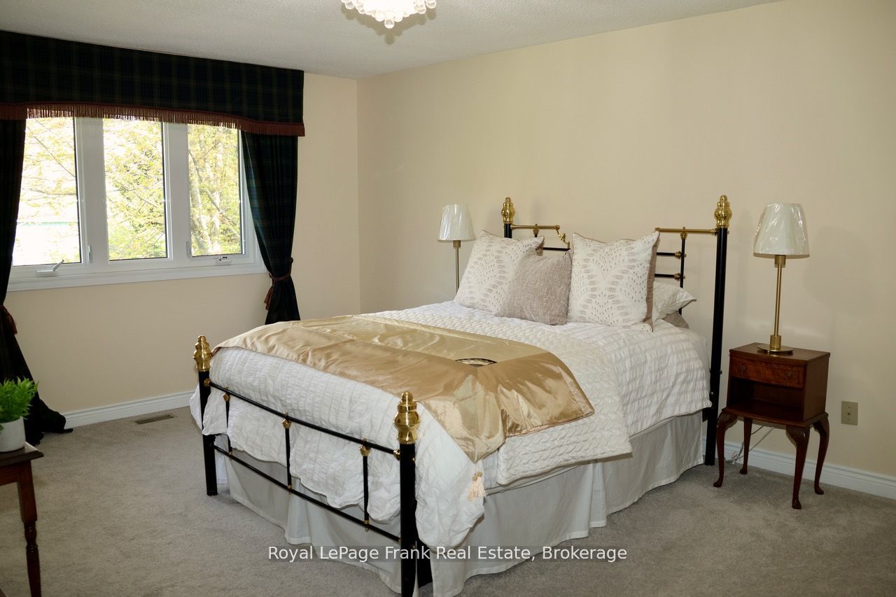 85 Ambleside Drive Property Photo 31