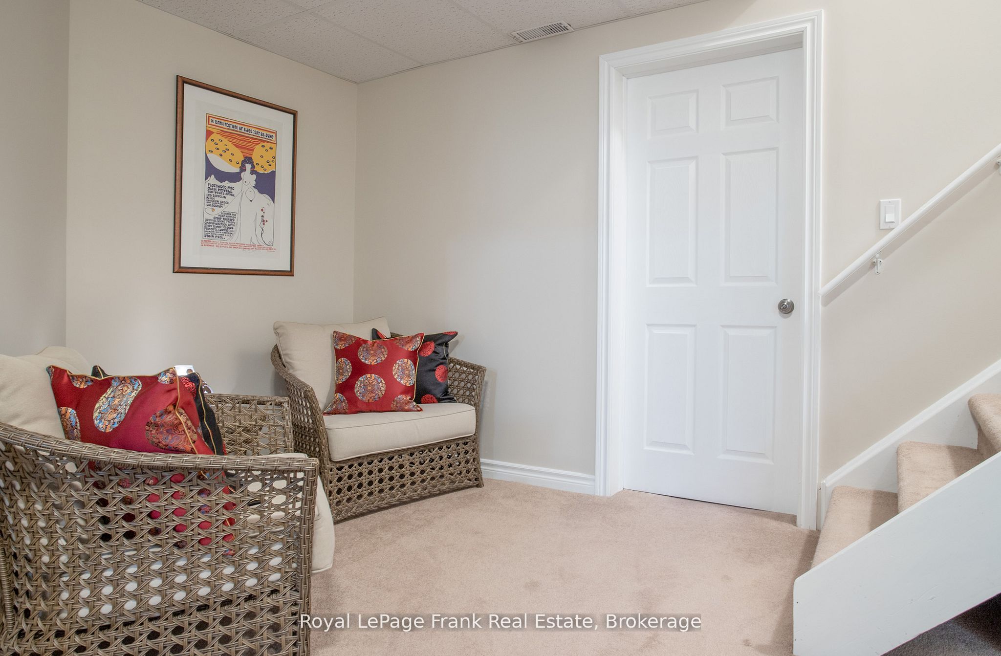 85 Ambleside Drive Property Photo 40