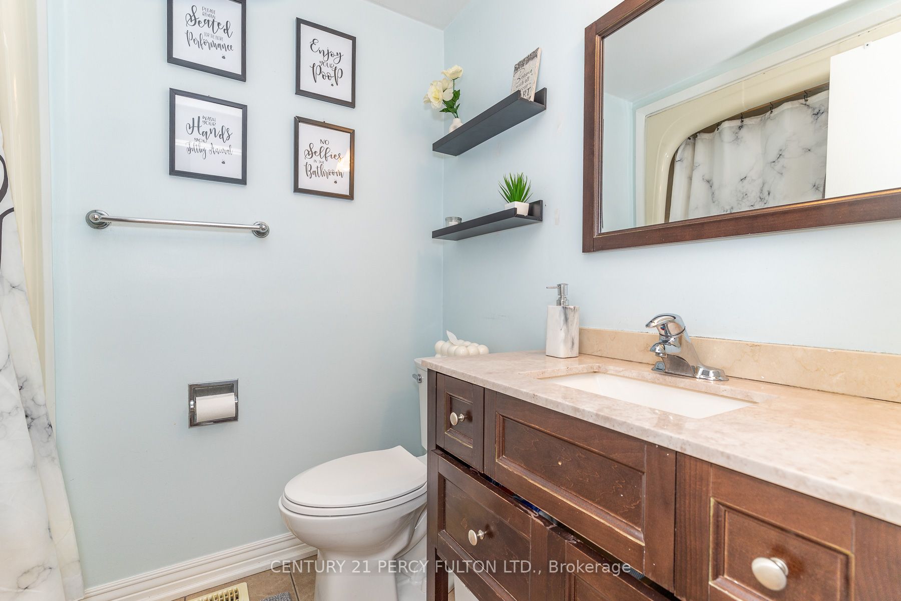 557 Cobblehill Drive Property Photo 26