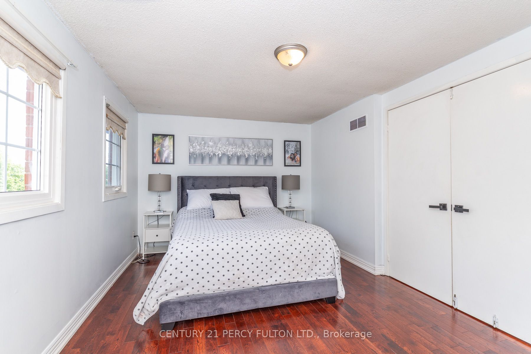 557 Cobblehill Drive Property Photo 28