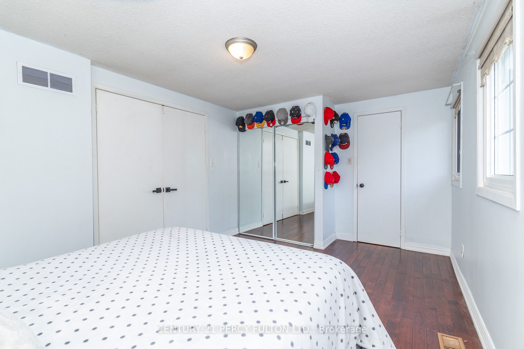 557 Cobblehill Drive Property Photo 29