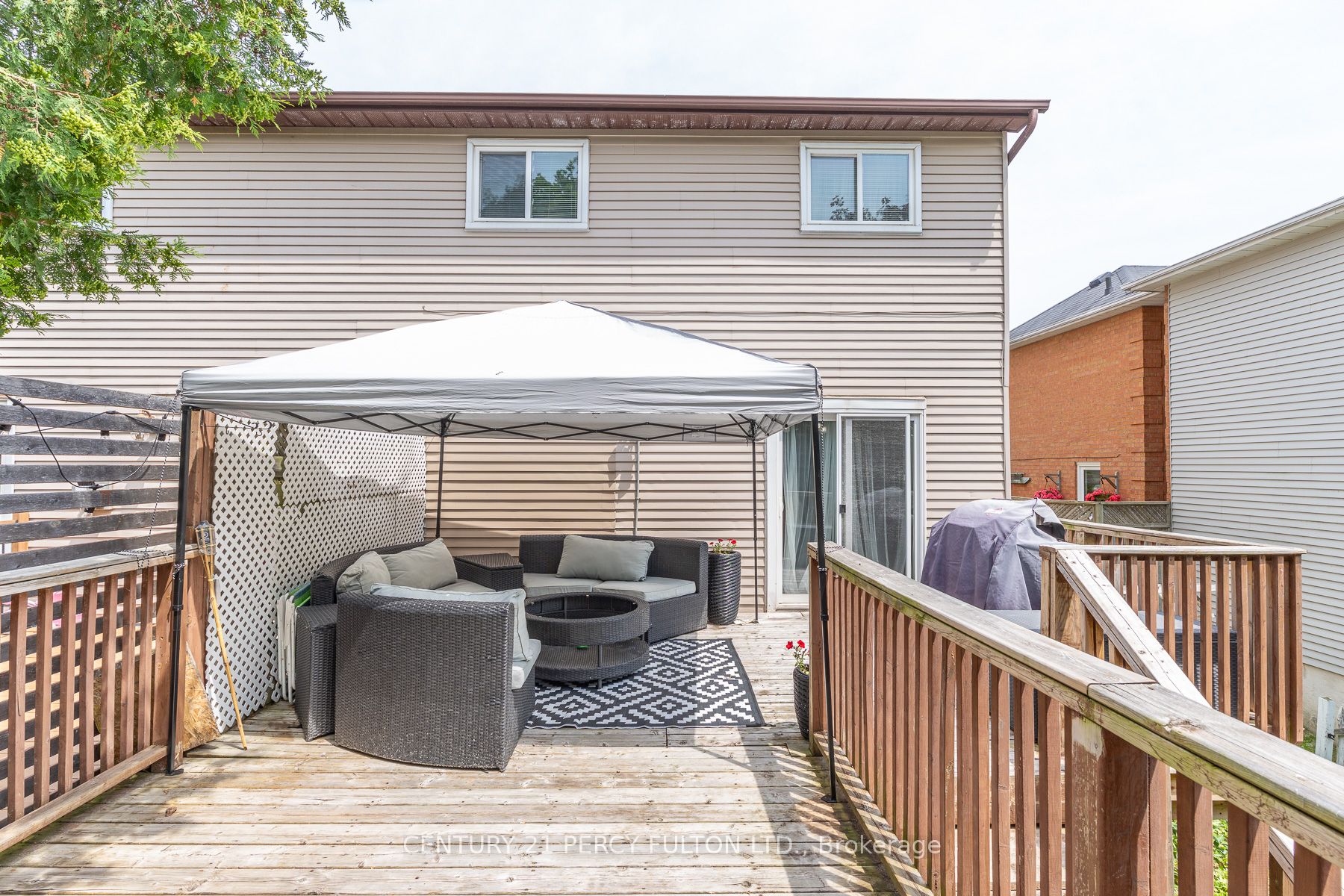 557 Cobblehill Drive Property Photo 46